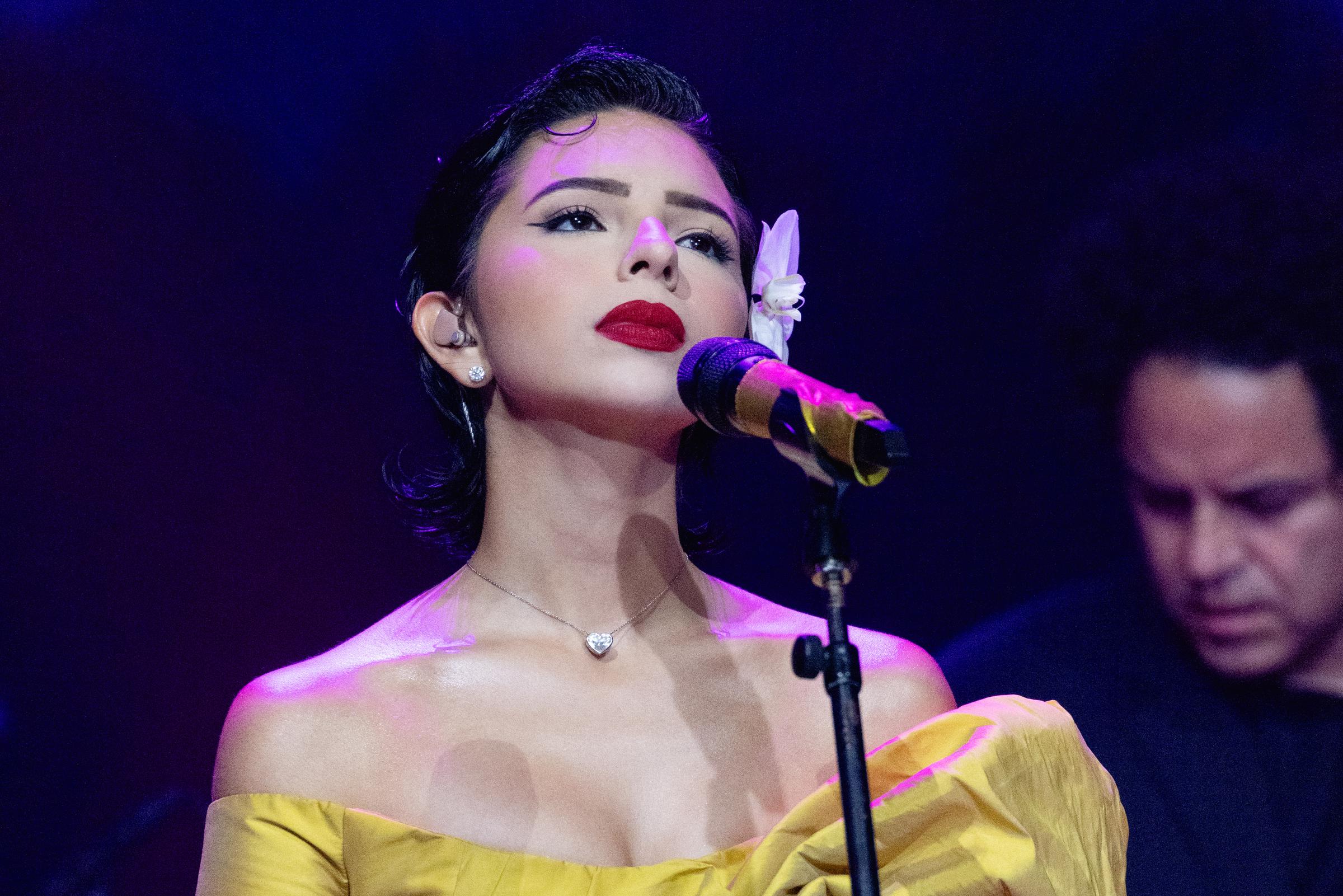 Ángela Aguilar actúa en el escenario durante "Austin City Limits Celebrates 50 Years: A Special Anniversary Taping" de la longeva serie musical “Austin City Limits” en ACL Live el 21 de noviembre de 2024 en Austin, Texas. | Fuente: Getty Images