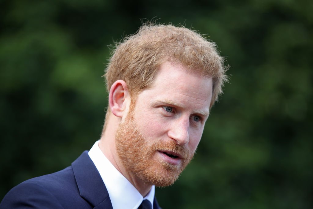 Príncipe Harry, duque de Sussex, asiste a una fiesta de jardín para celebrar el 70 aniversario de la Commonwealth en Marlborough House. | Imagen: Getty Images