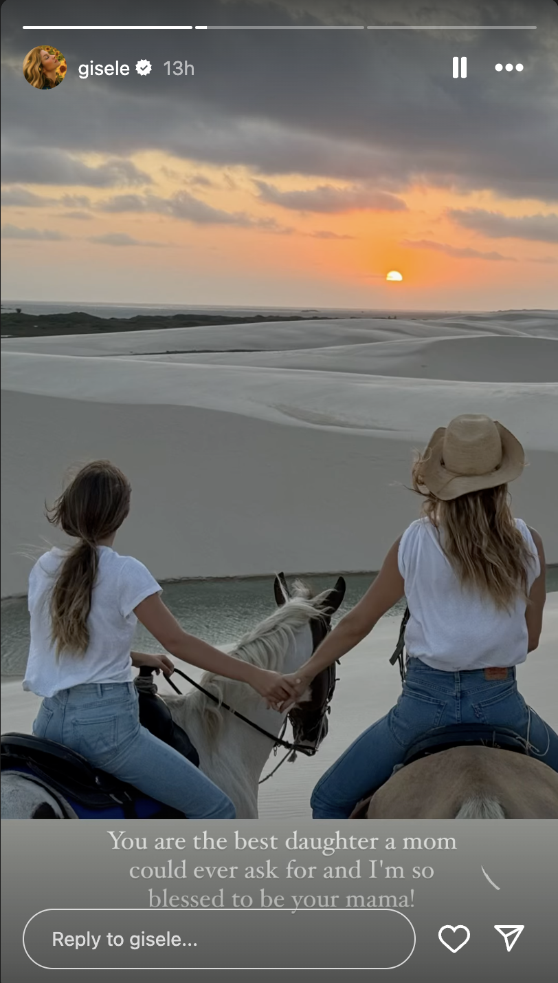 Vivian Brady y Gisele Bündchen montando a caballo. | Fuente: Instagram/gisele