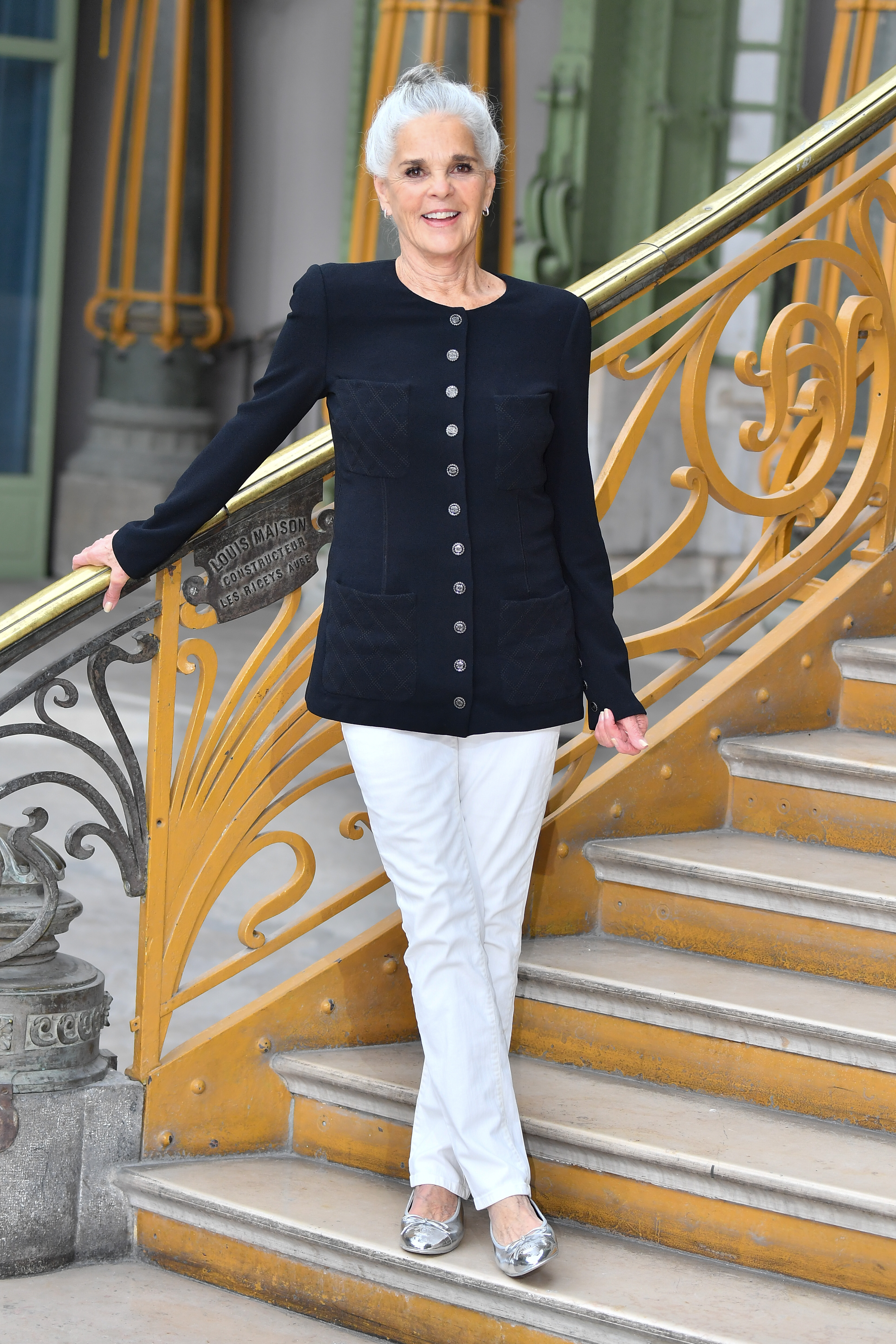 Ali MacGraw en el photocall de la Colección Crucero 2020 de Chanel el 3 de mayo de 2019, en París | Fuente: Getty Images