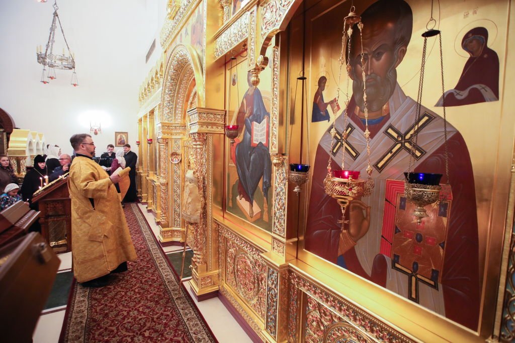 Cristianos ortodoxos celebran el día de San Nicolás el 19 de diciembre según el calendario juliano. | Foto: Getty Images