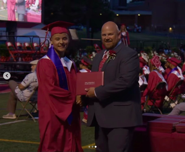 Collin Gosselin el día de su graduación, publicado el 22 de junio de 2023 | Fuente: Instagram/collingosselin1