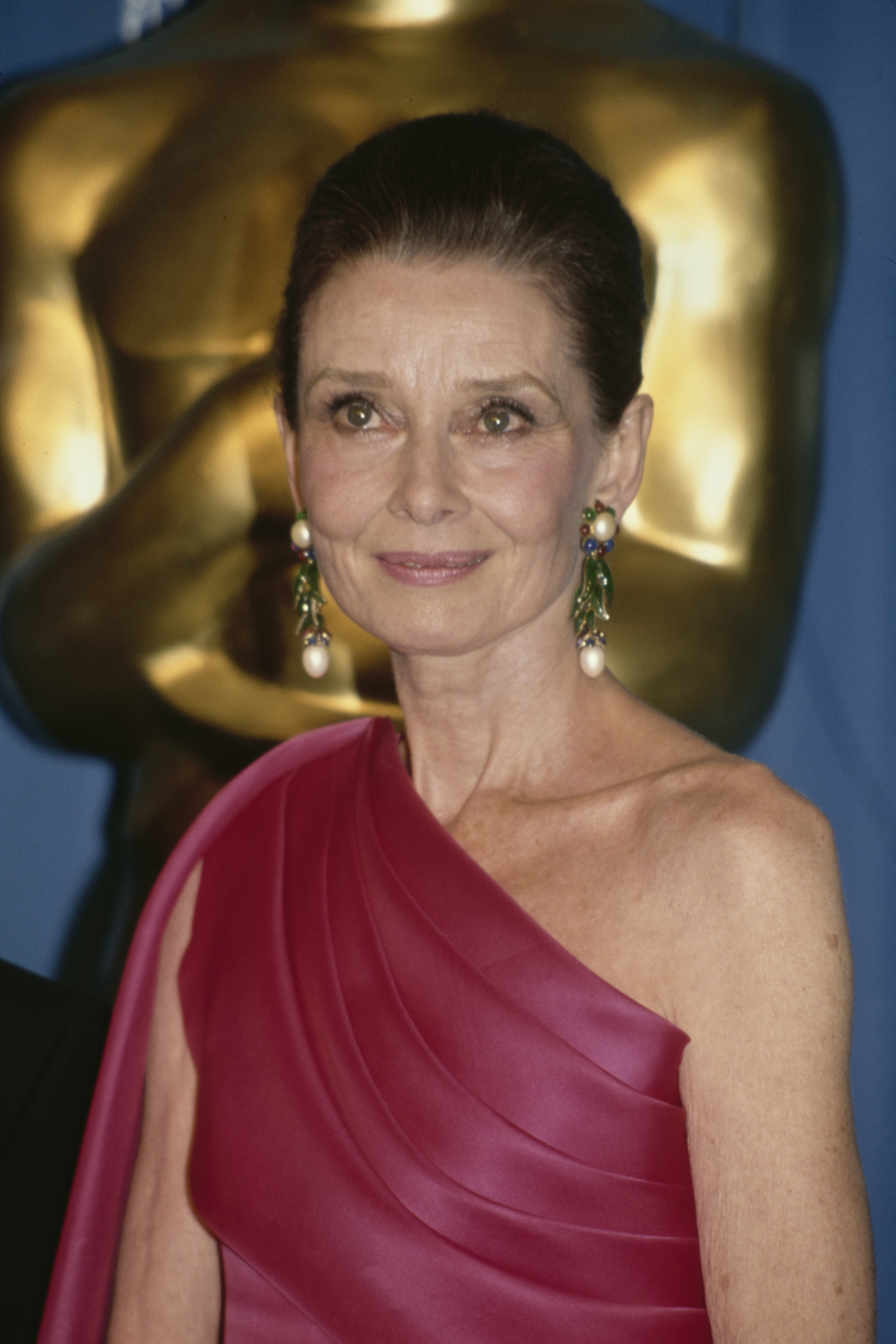 Audrey Hepburn en la 64ª edición de los Premios de la Academia en Los Ángeles, California, el 30 de marzo de 1992. | Fuente: Getty Images