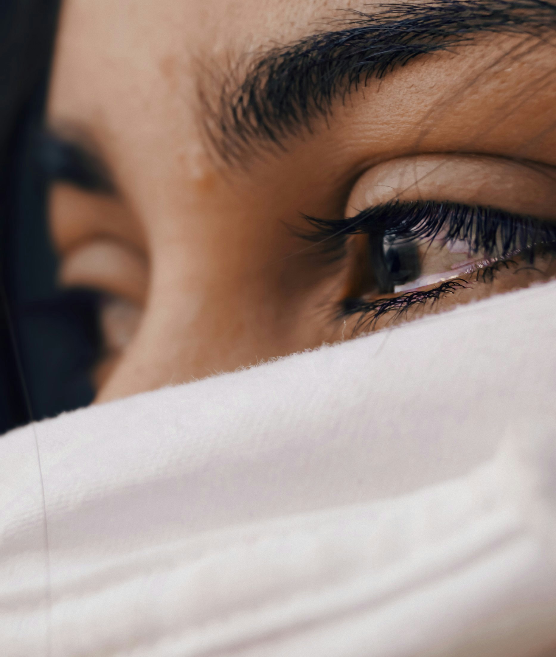 Una mujer con los ojos llorosos | Fuente: Unsplash