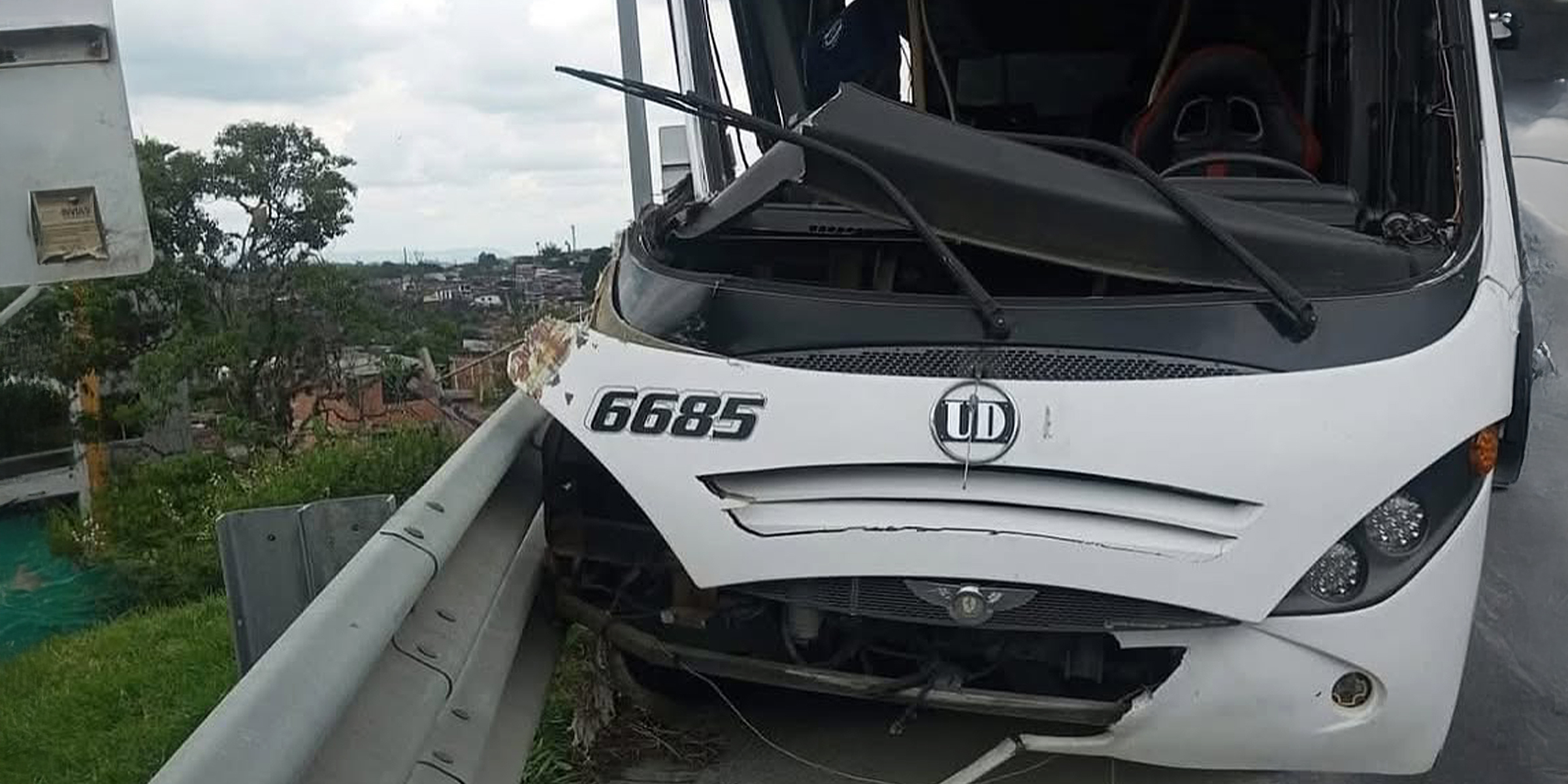 El bus después del accidente | Instagram.com/ultimahorapereira