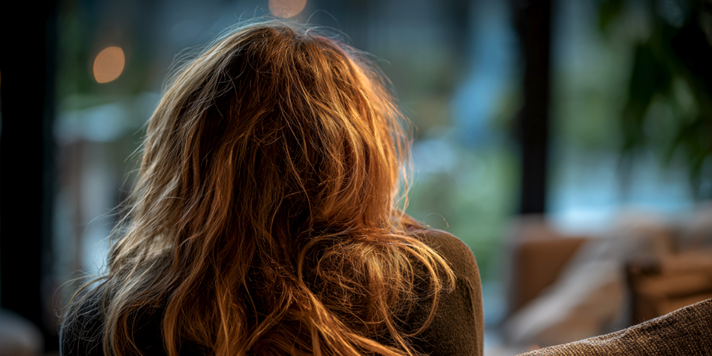 Una mujer de espaldas | Fuente: The Celebritist