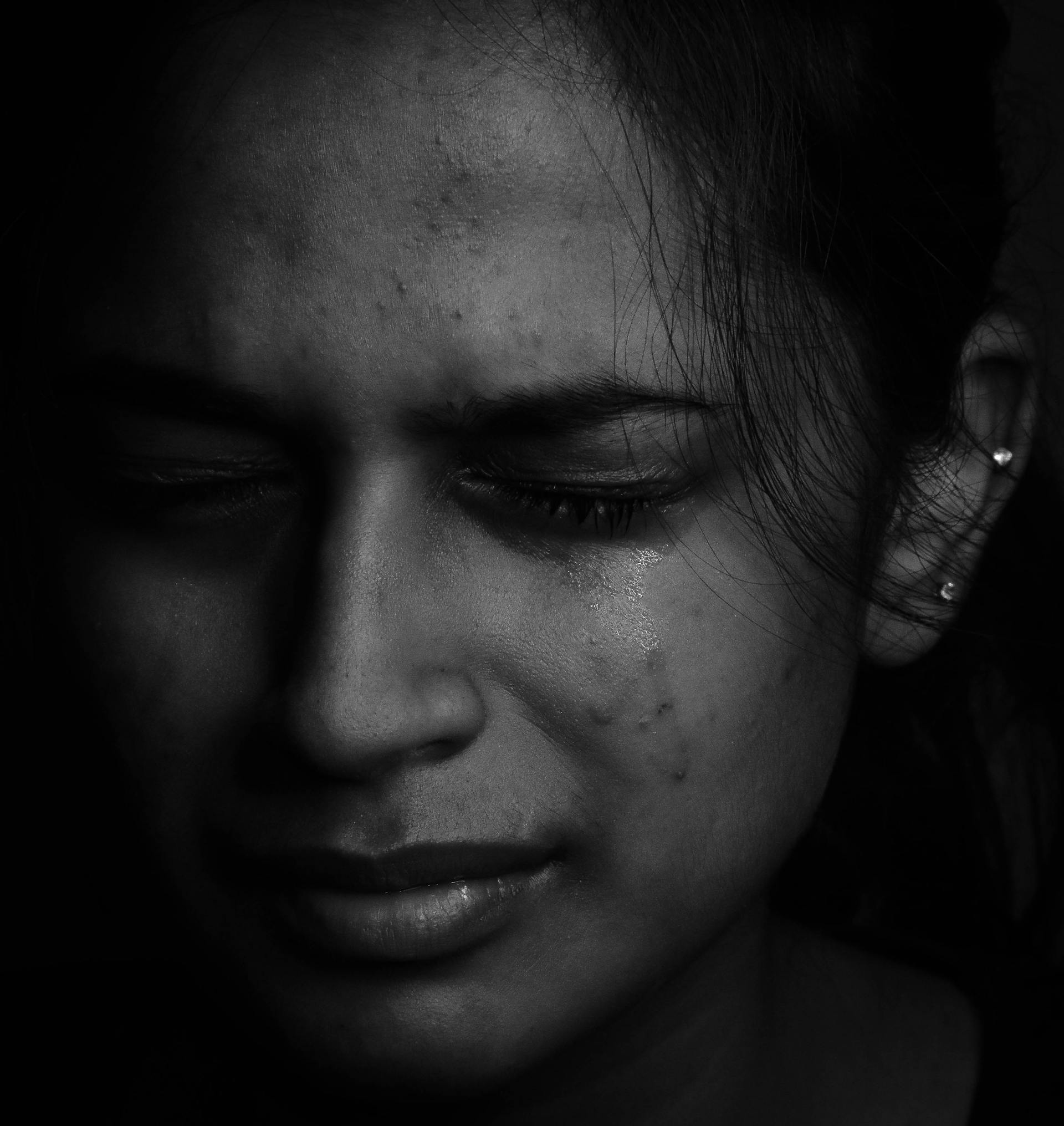 Una mujer llorando | Fuente: Pexels