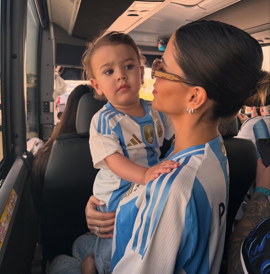 Camila Galante con su hijo, Lautaro Paredes | Fuente: Instagram/ccamilagalantee