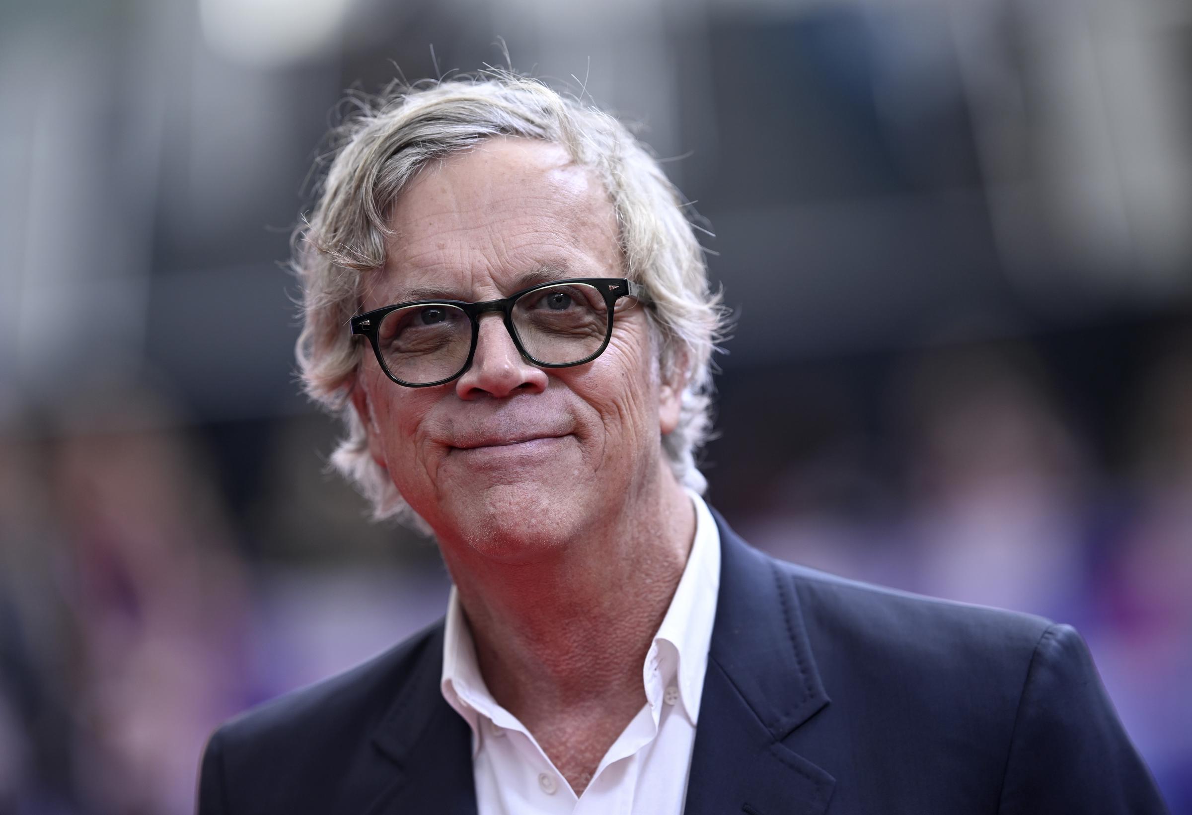 Todd Haynes asiste al estreno de la Gala Principal de "May/December" durante la 67ª edición del Festival de Cine BFI de Londres, el 6 de octubre de 2023, en Londres, Inglaterra. | Fuente: Getty Images