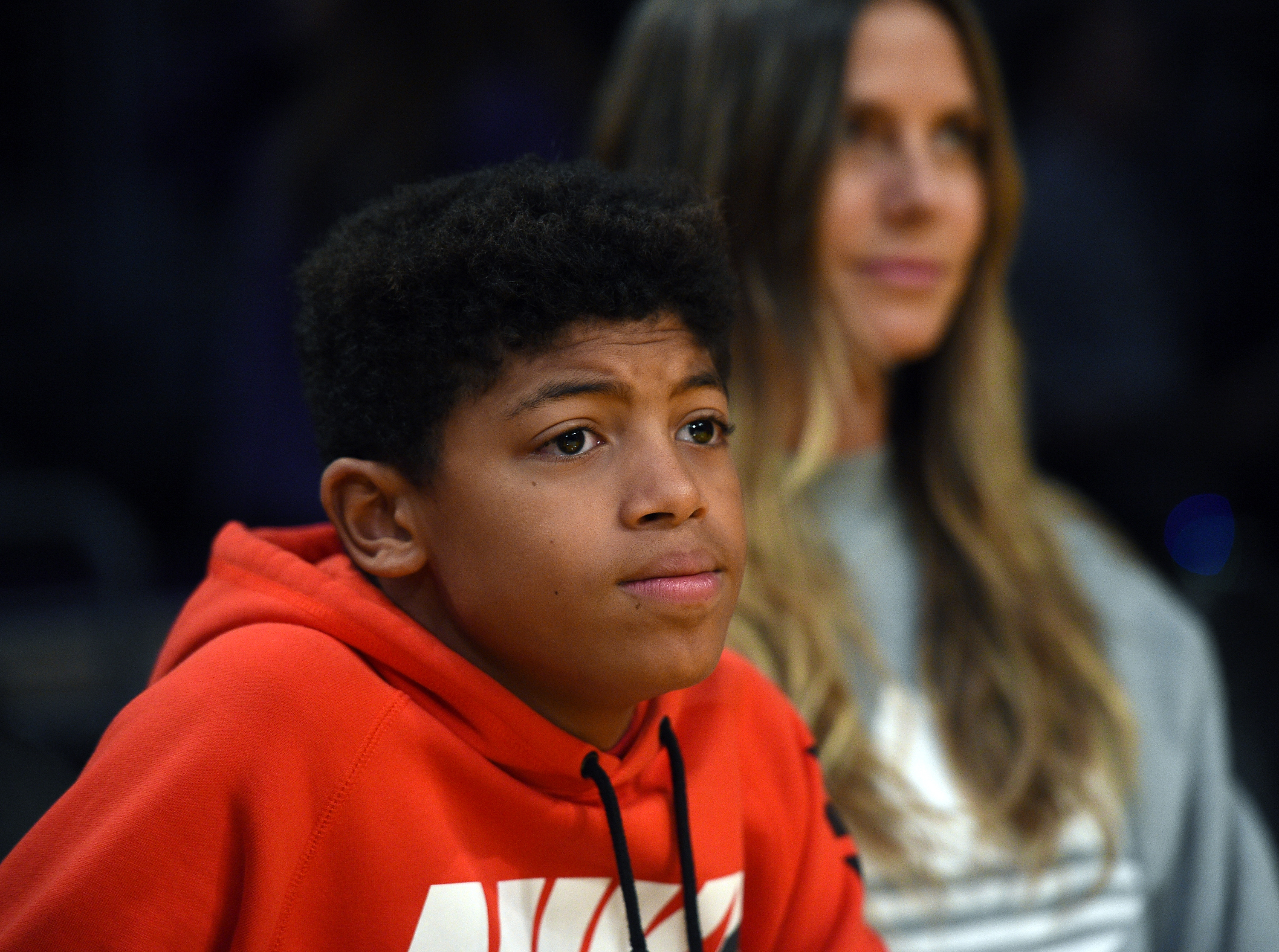 Heidi Klum y Henry Samuel en un partido de baloncesto el 15 de noviembre de 2017, en Los Ángeles, California | Fuente: Getty Images