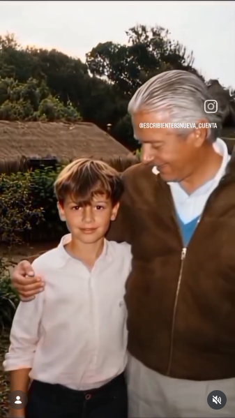 Imagen de Benjamín Vicuña de niño junto a su abuelo creada con Inteligencia Artificial | Fuente: Instagram/benjaminvicuna.ok