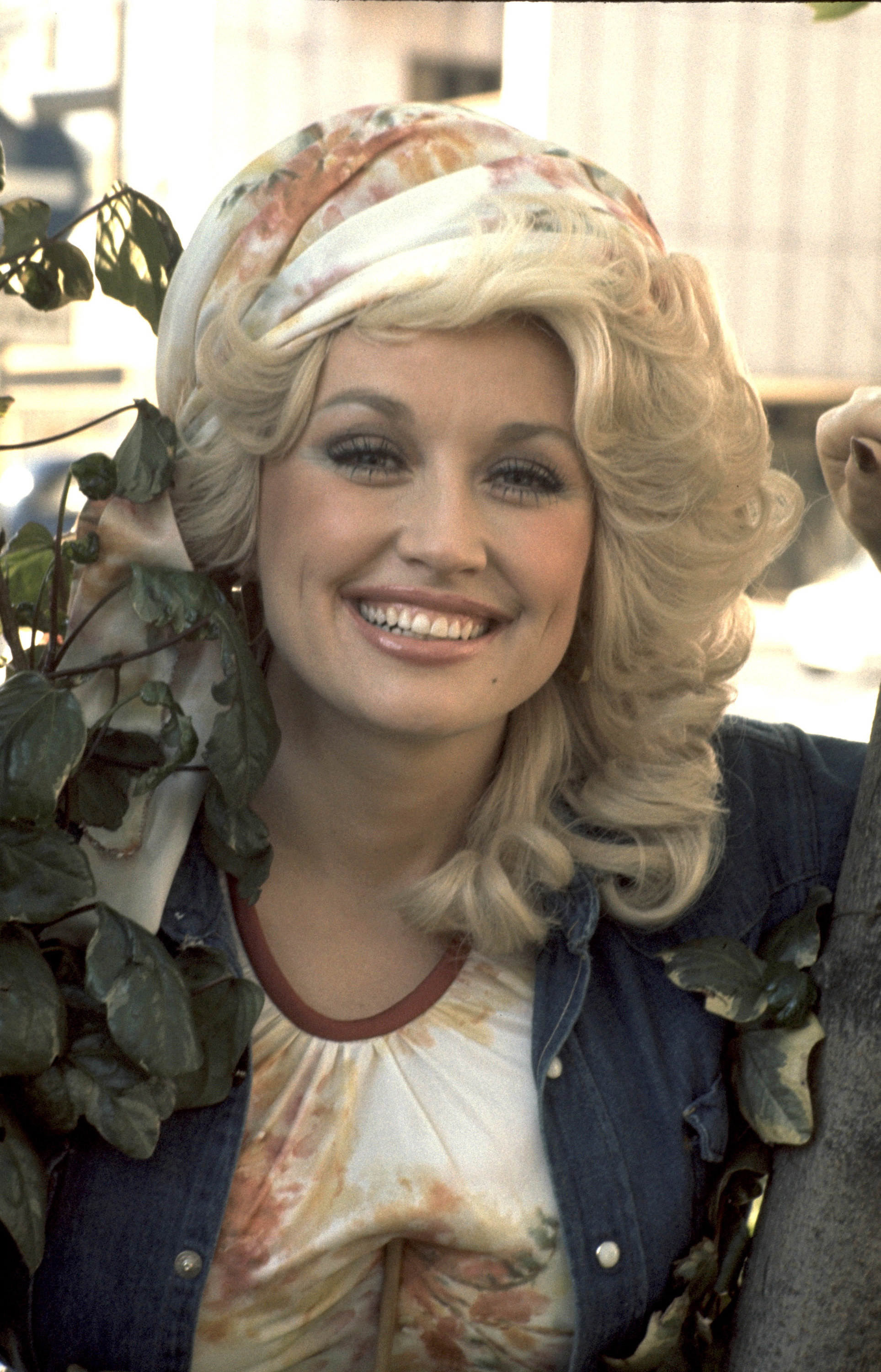 Dolly Parton en Londres, California, en 1977 | Foto: Getty Images
