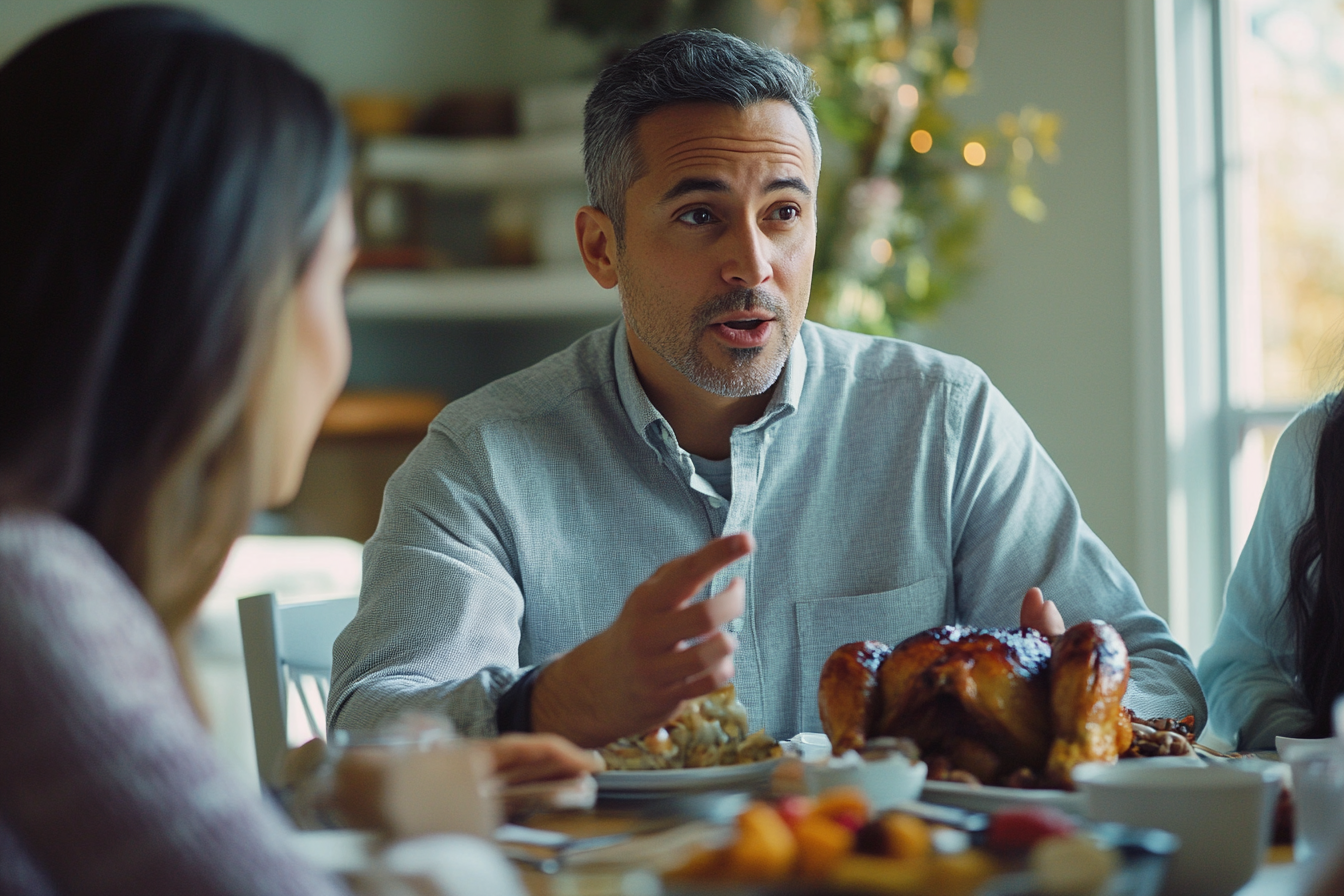 Un hombre con expresión tensa hablando en la mesa, mientras los demás escuchan atentamente | Fuente: Midjourney