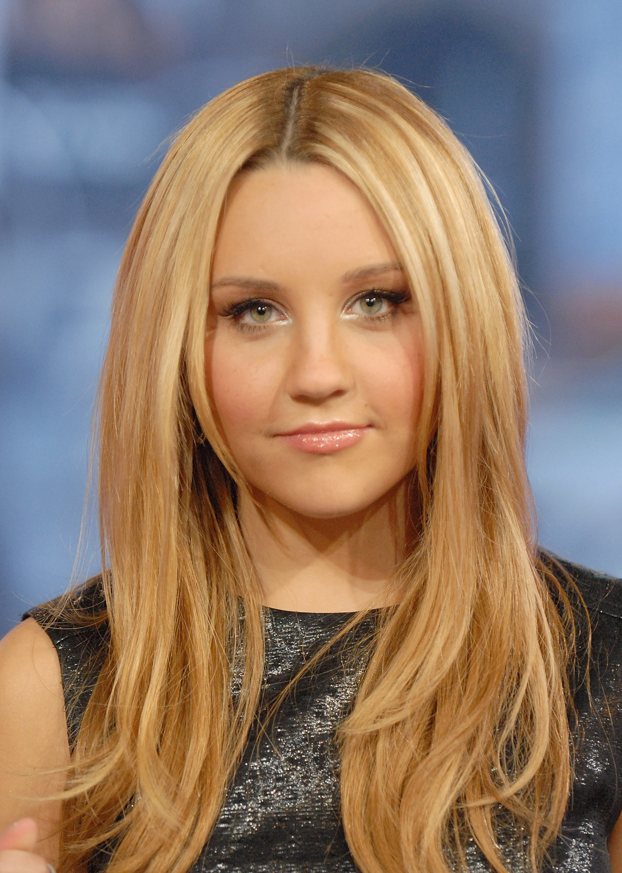 Amanda Bynes en el programa "TRL" de MTV en Nueva York el 16 de julio de 2007. | Fuente: Getty Images