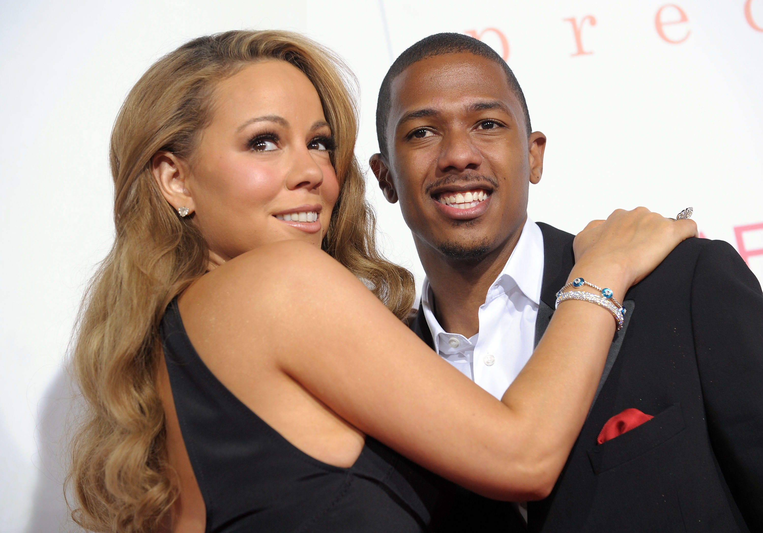 Mariah Carey y Nick Cannon celebraron su primer aniversario de boda en 2009 renovando sus votos en Las Vegas, con lo que dieron inicio a una tradición anual de celebrar su matrimonio con otra ceremonia. | Fuente: Getty Images
