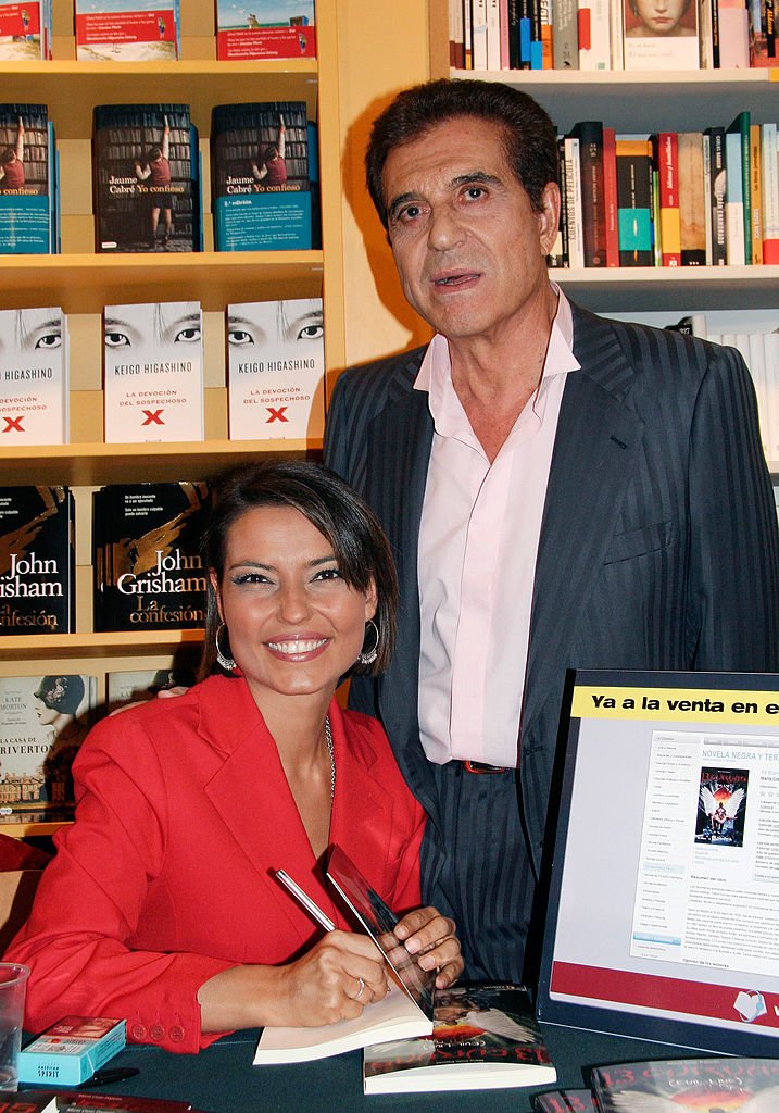 Mari Cielo Pajares y Andrés Pajares durante la presentación de '13 curvas', Madrid, 2011. | Foto: Getty Images