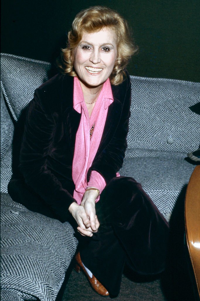 Retrato de la periodista y presentadora de televisión española, Encarna Sanchez. 1990 en Madrid, España. | Foto: Getty Images