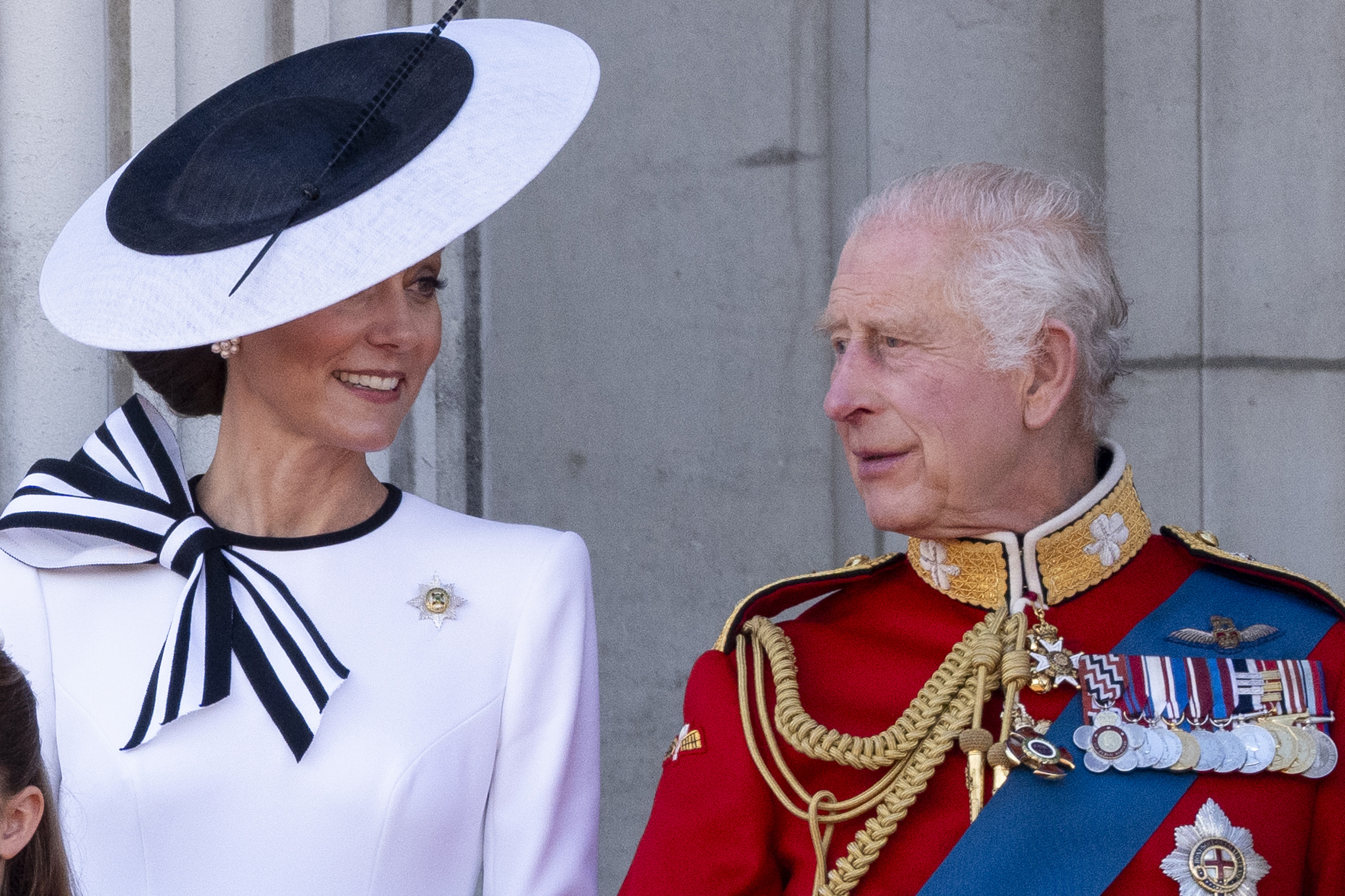 Catherine, princesa de Gales y el rey Charles III durante el Trooping the Colour en Londres, Inglaterra, el 15 de junio de 2024. | Fuente: Getty Images