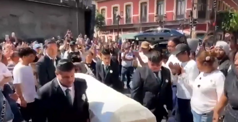 Funeral de Mateo. | Foto: YouTube/EXCELSIOR