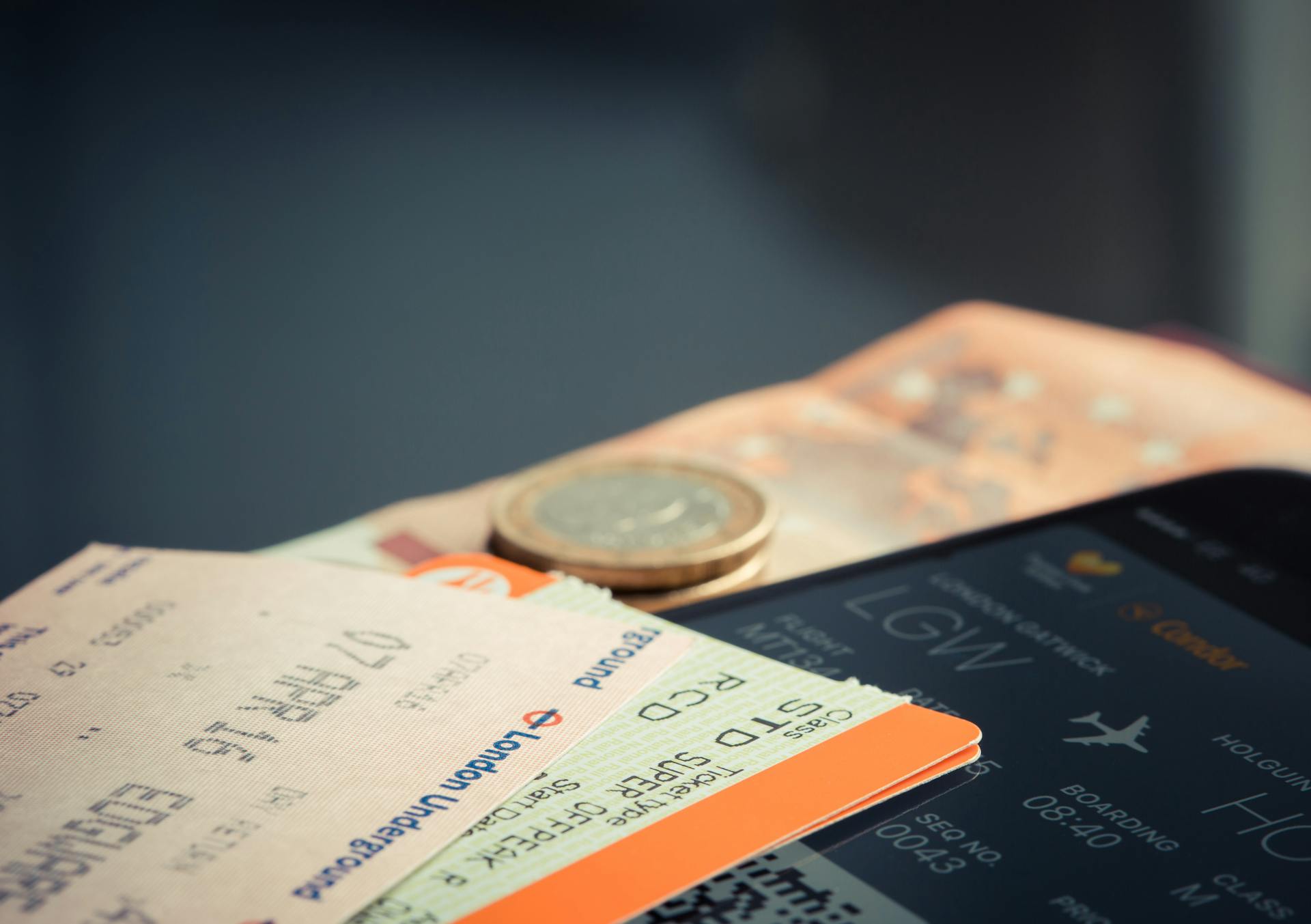 Un billete de avión | Fuente: Pexels