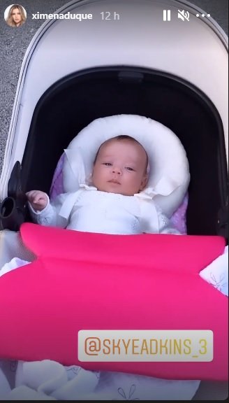 Skye Adkins, hija de Ximena Duque, en marzo de 2021. | Foto: Instagram/ximenaduque