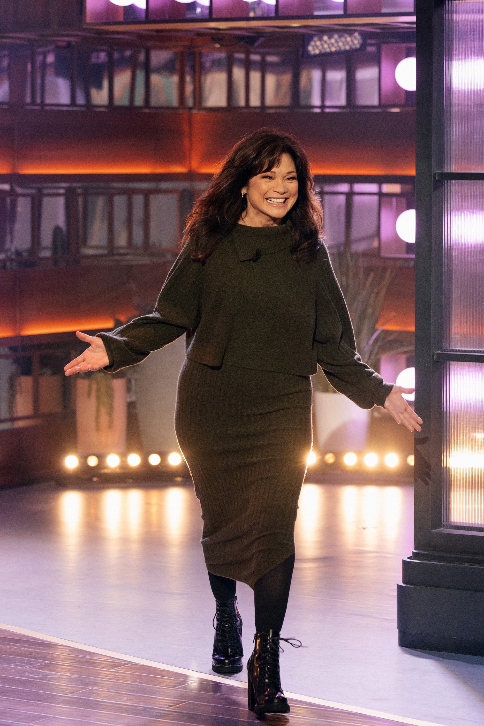 Valerie Bertinelli en un episodio de la 5ª temporada de "The Kelly Clarkson Show" en 2024 | Fuente: Getty Images