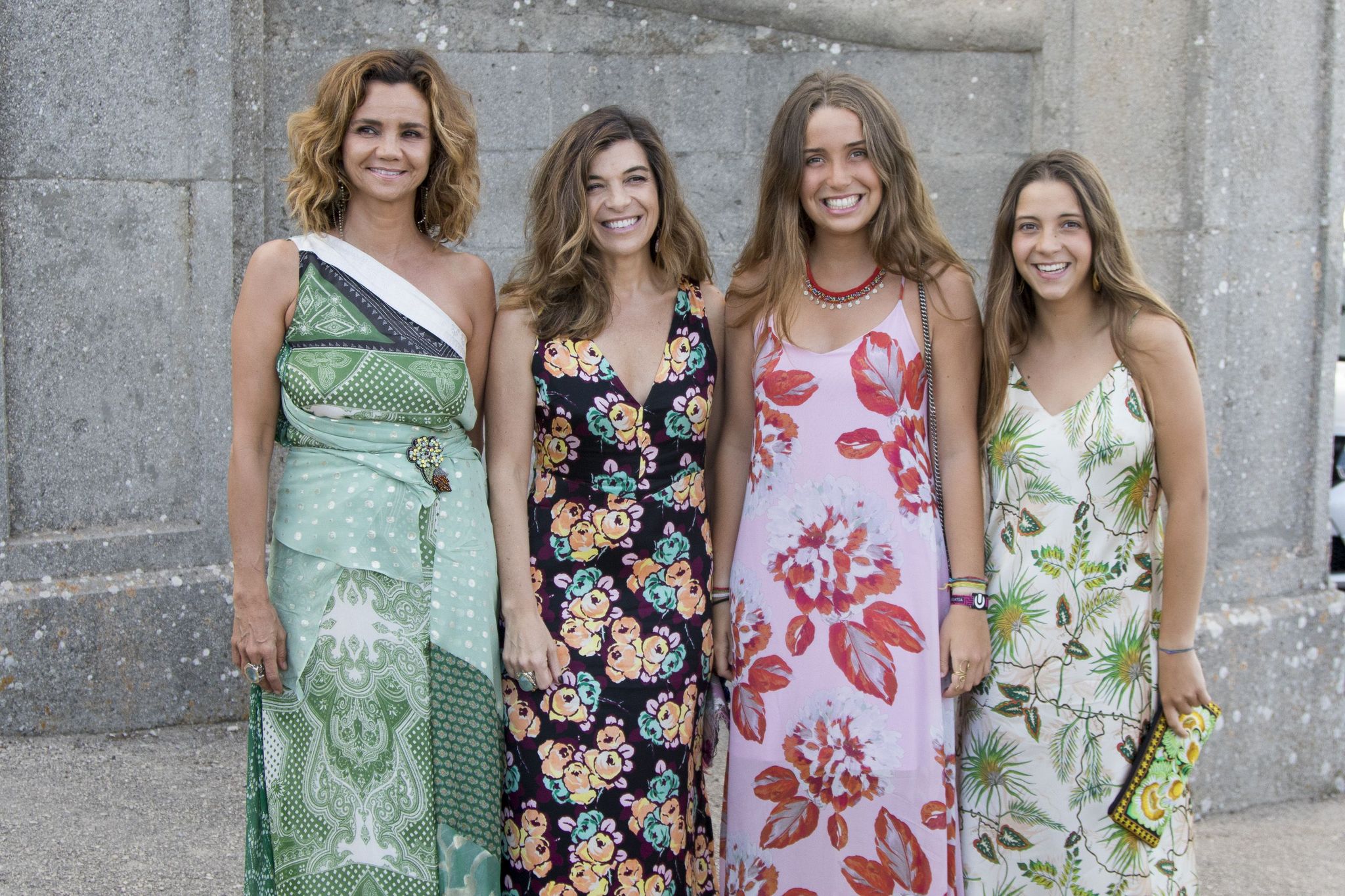 Victoria Carvajal junto a Xandra Falcó y sus hijas en 2018. │Foto: Getty Images