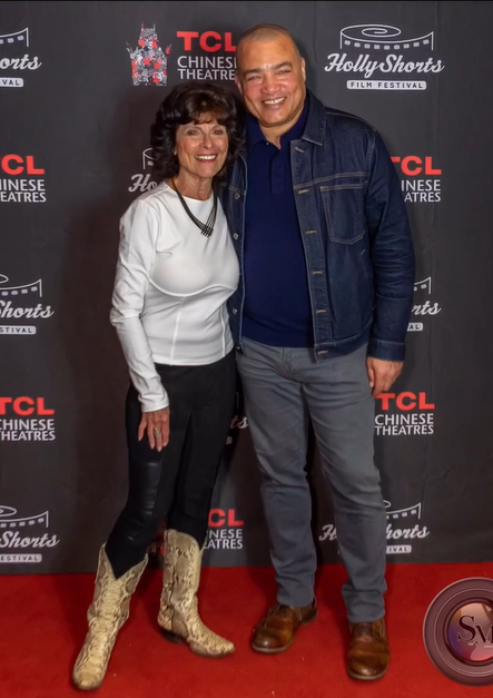 Adrienne Barbeau junto a un compañero en el Festival de Cine HollyShorts, el 3 de marzo de 2024 | Fuente: Instagram/adrienne_barbeau