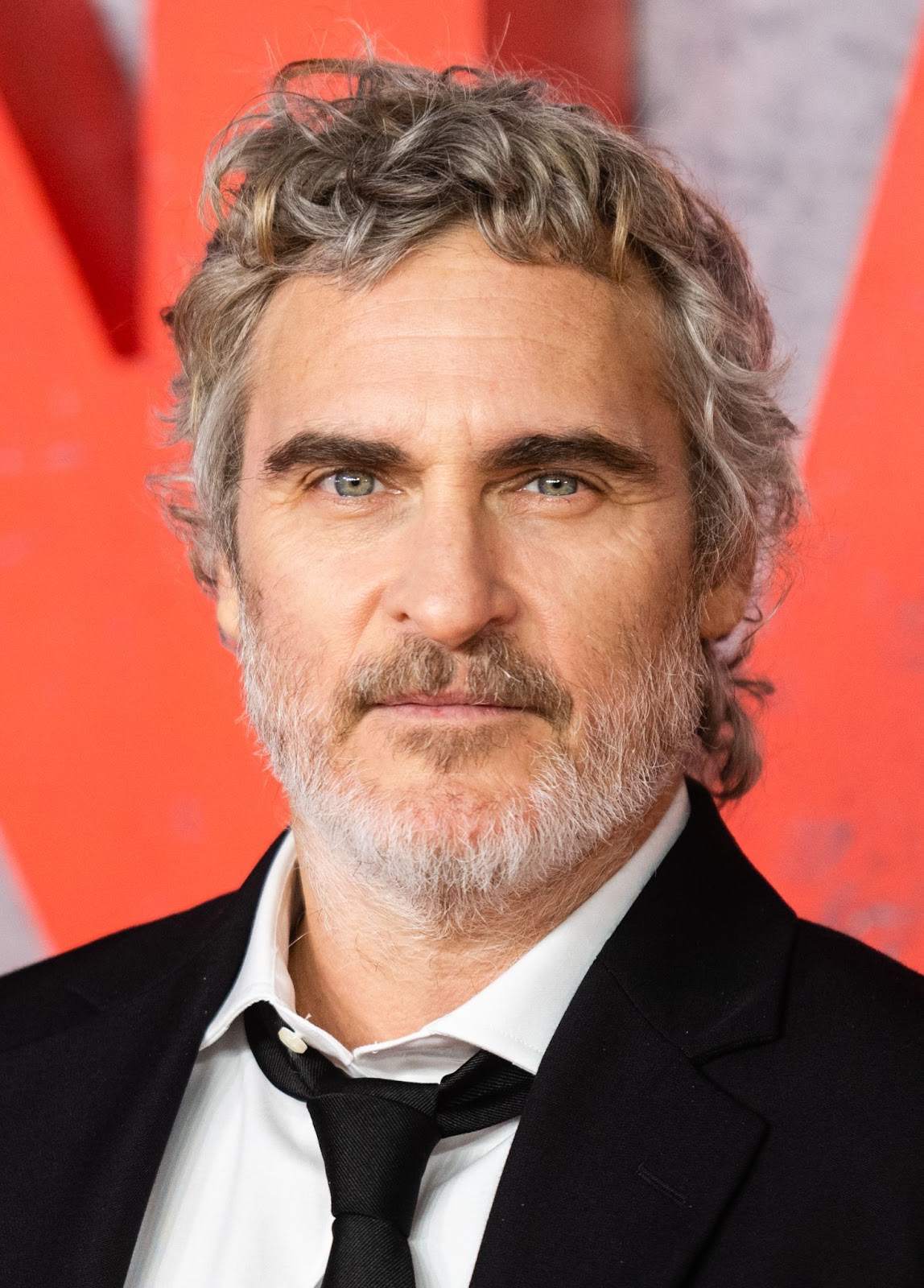 En el estreno de "Napoleón" en 2023, Joaquin Phoenix cautivó a los fans con su poderosa interpretación del emperador francés, marcando otro intenso papel en su célebre carrera como actor | Fuente: Getty Images