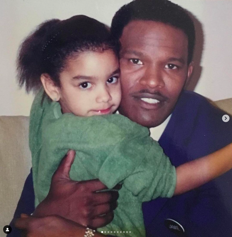 Corinne y Jamie Foxx posando para una foto publicada el 16 de febrero de 2024 | Foto: Instagram/iamjamiefoxx