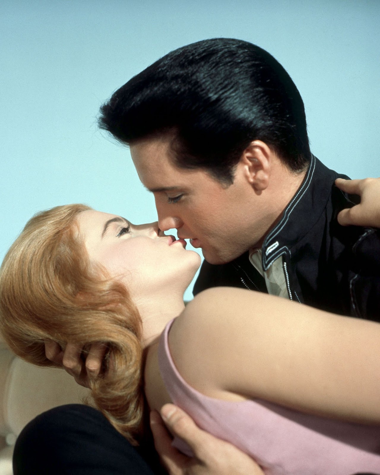 La actriz sueca y Elvis Presley rodando "Viva Las Vegas" en 1964 | Fuente: Getty Images