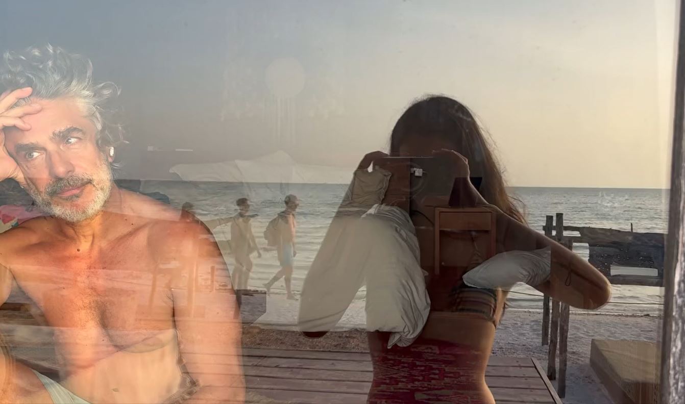 Leonardo Sbaraglia y Rebeca Ricosta en sus vacaciones en Holbox, México | Fuente: Instagram/leosbaraglia