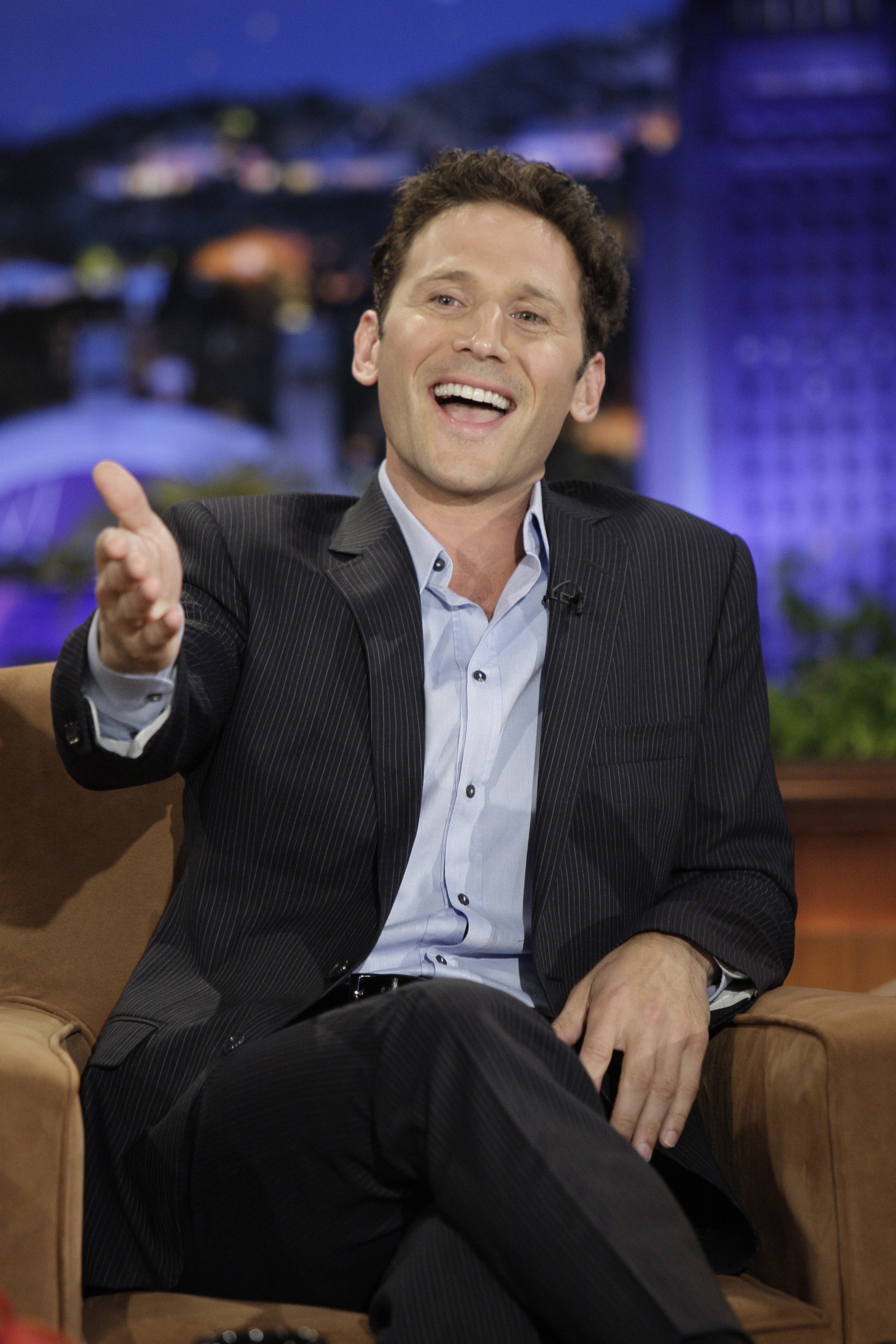 Mark Feuerstein en "The Tonight Show con Conan O'Brien" en 2009. | Fuente: Getty Images