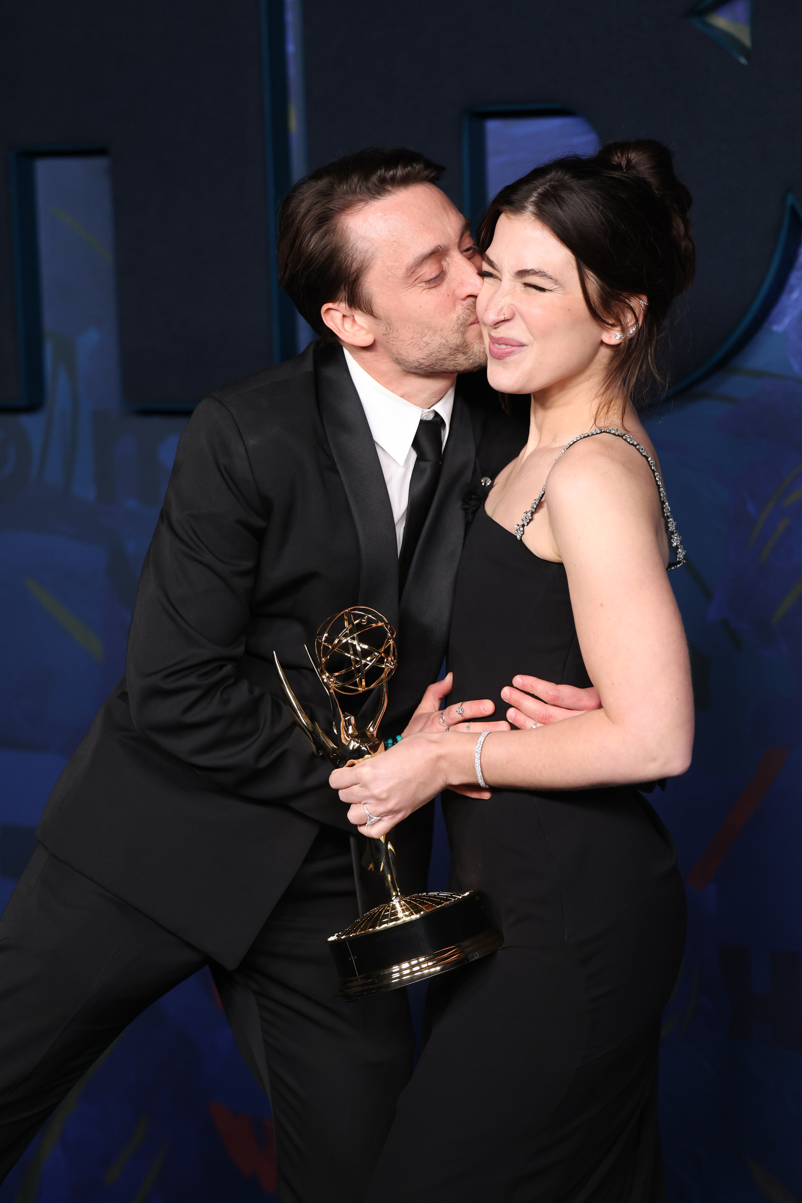 Kieran Culkin y su esposa Jazz Charton asisten a la recepción post-Emmy 2024 de HBO el 15 de enero de 2024 en West Hollywood, California | Fuente: Getty Images