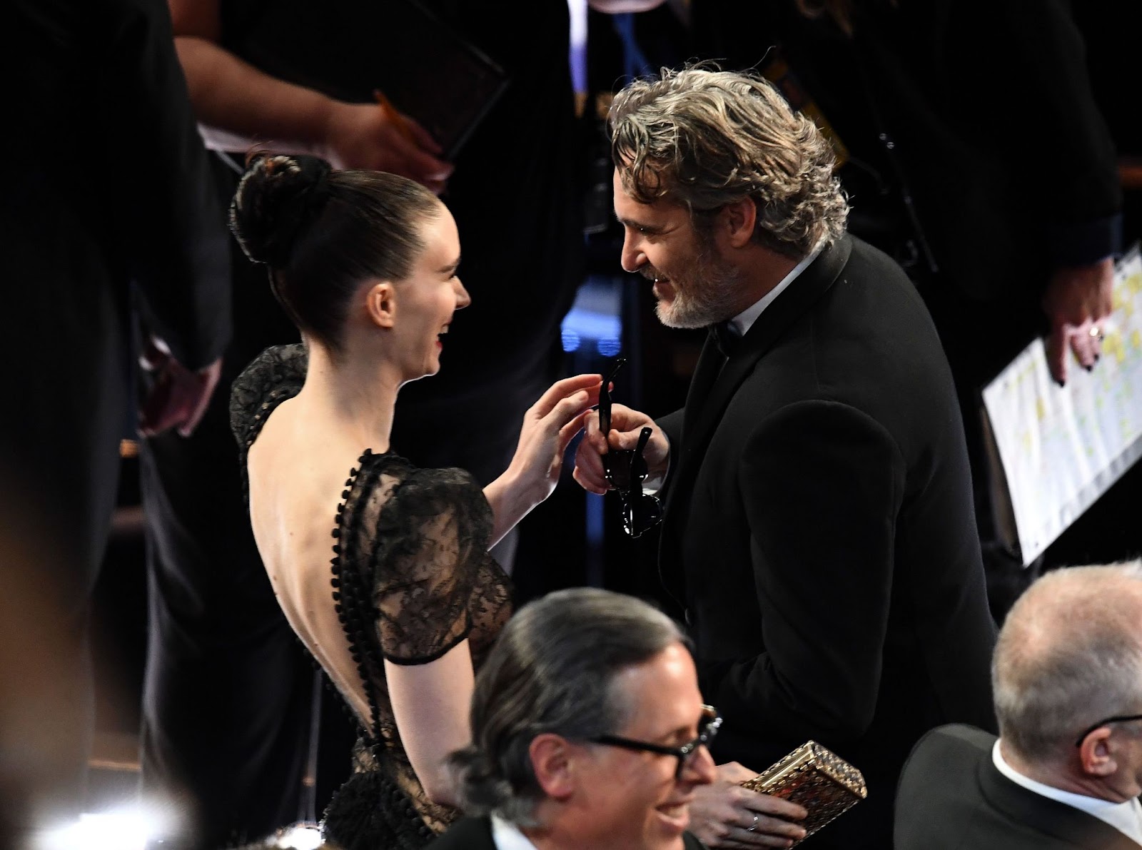 Rooney Mara y Joaquin Phoenix asistieron a la 92 edición de los Premios de la Academia en 2020, compartiendo un momento de tranquilidad en la alfombra roja mientras se apoyaban mutuamente en una de las noches más importantes de Hollywood | Fuente: Getty Images