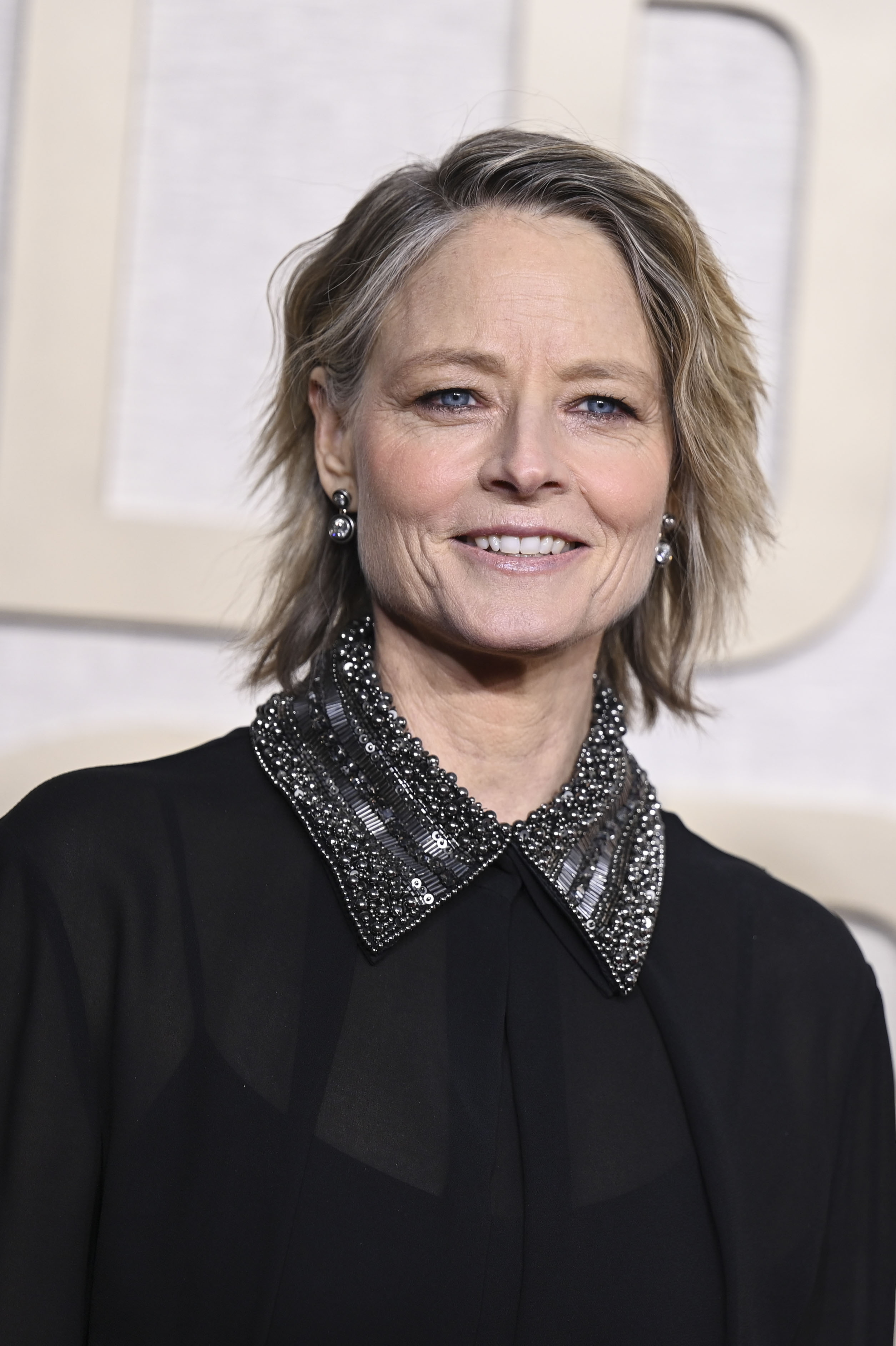 Jodie Foster en la 81ª edición de los Globos de Oro el 7 de enero de 2024 | Fuente: Getty Images