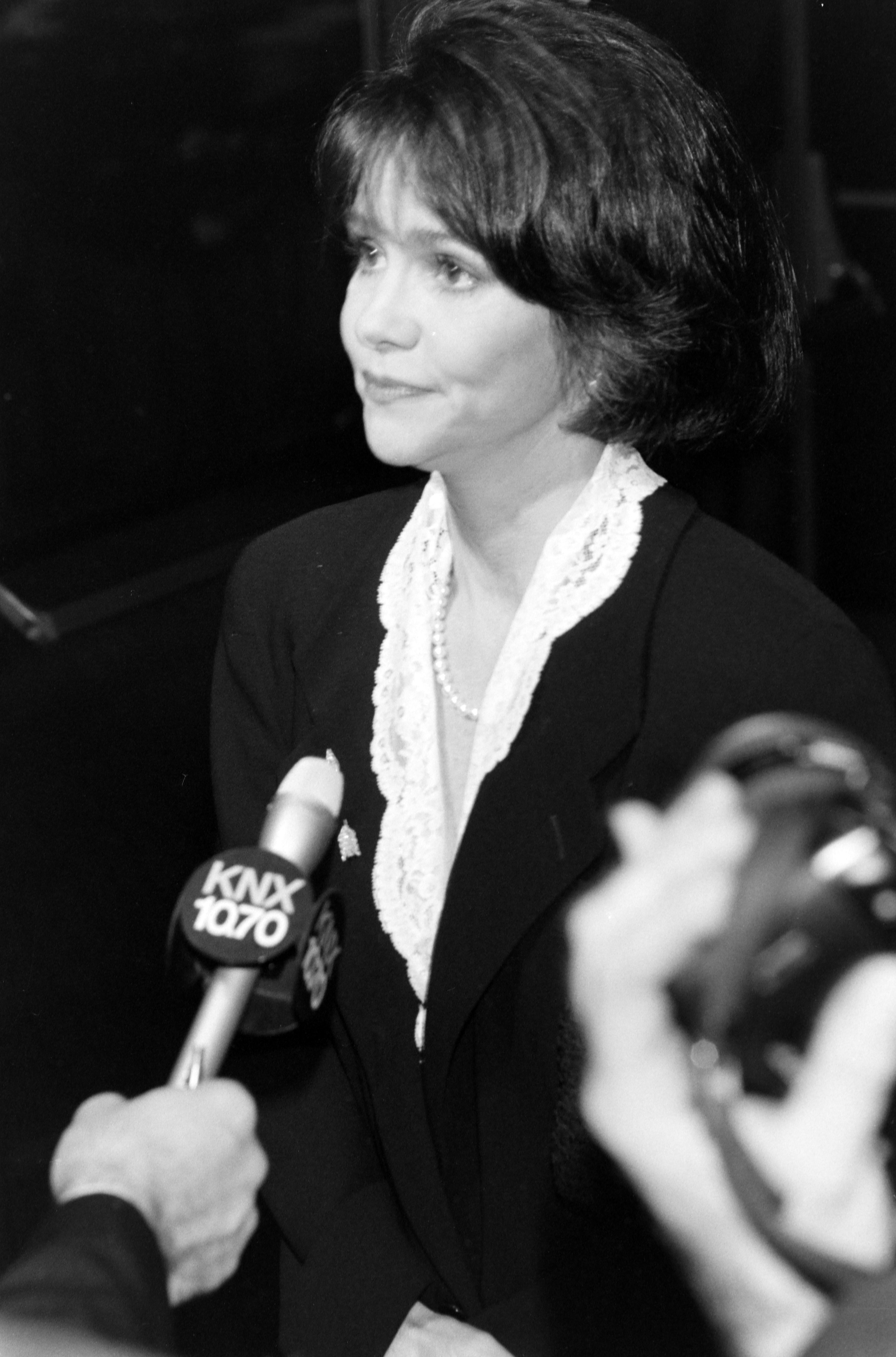 Sally Field en la Gala de la AMPAS de 1993 para celebrar a las ganadoras del Oscar el 28 de enero de 1993 | Fuente: Getty Images