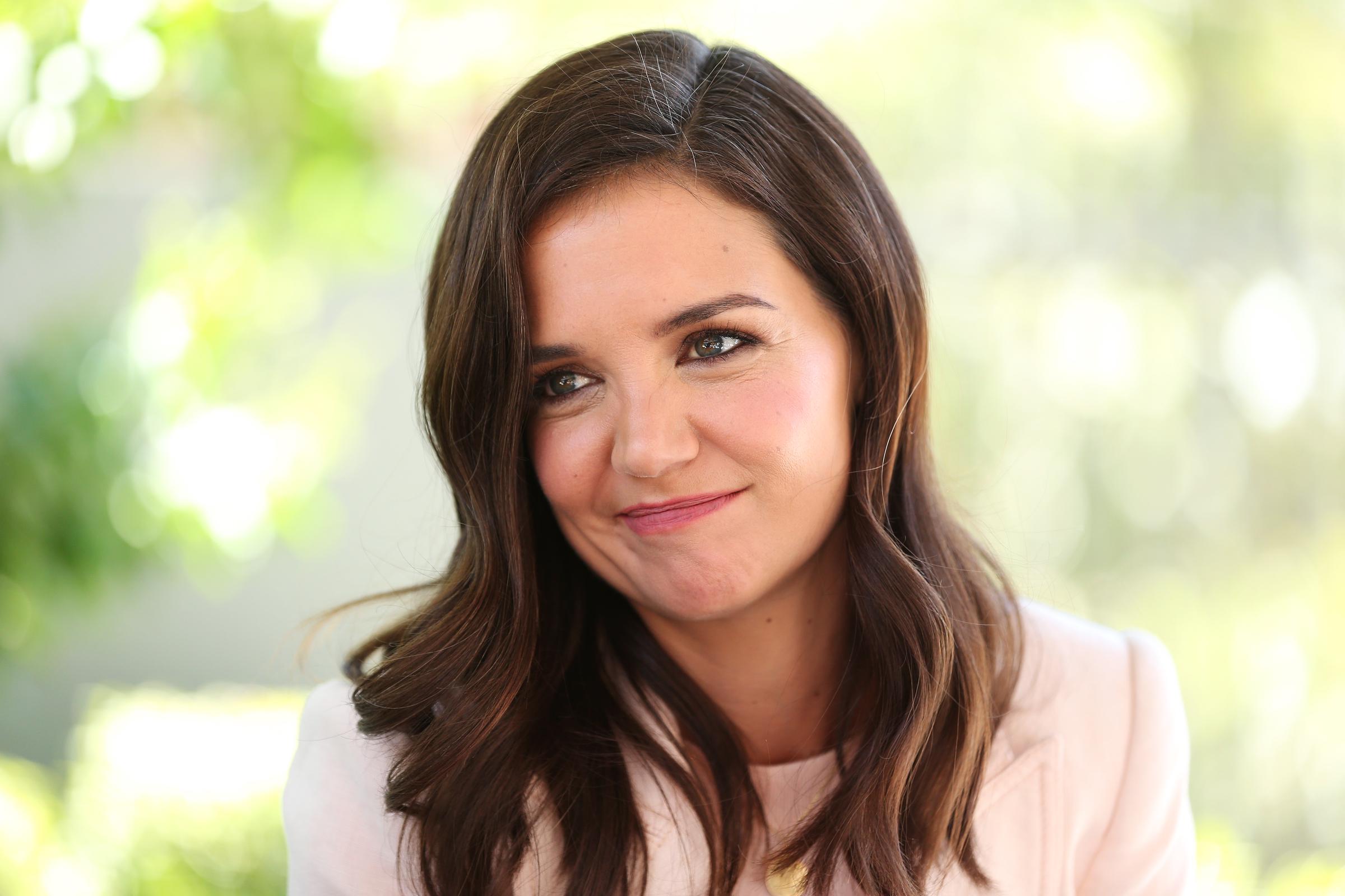 Katie Holmes sonríe durante una visita a la Ronald McDonald House Westmead en Sídney, Australia, el 15 de noviembre de 2019 | Fuente: Getty Images