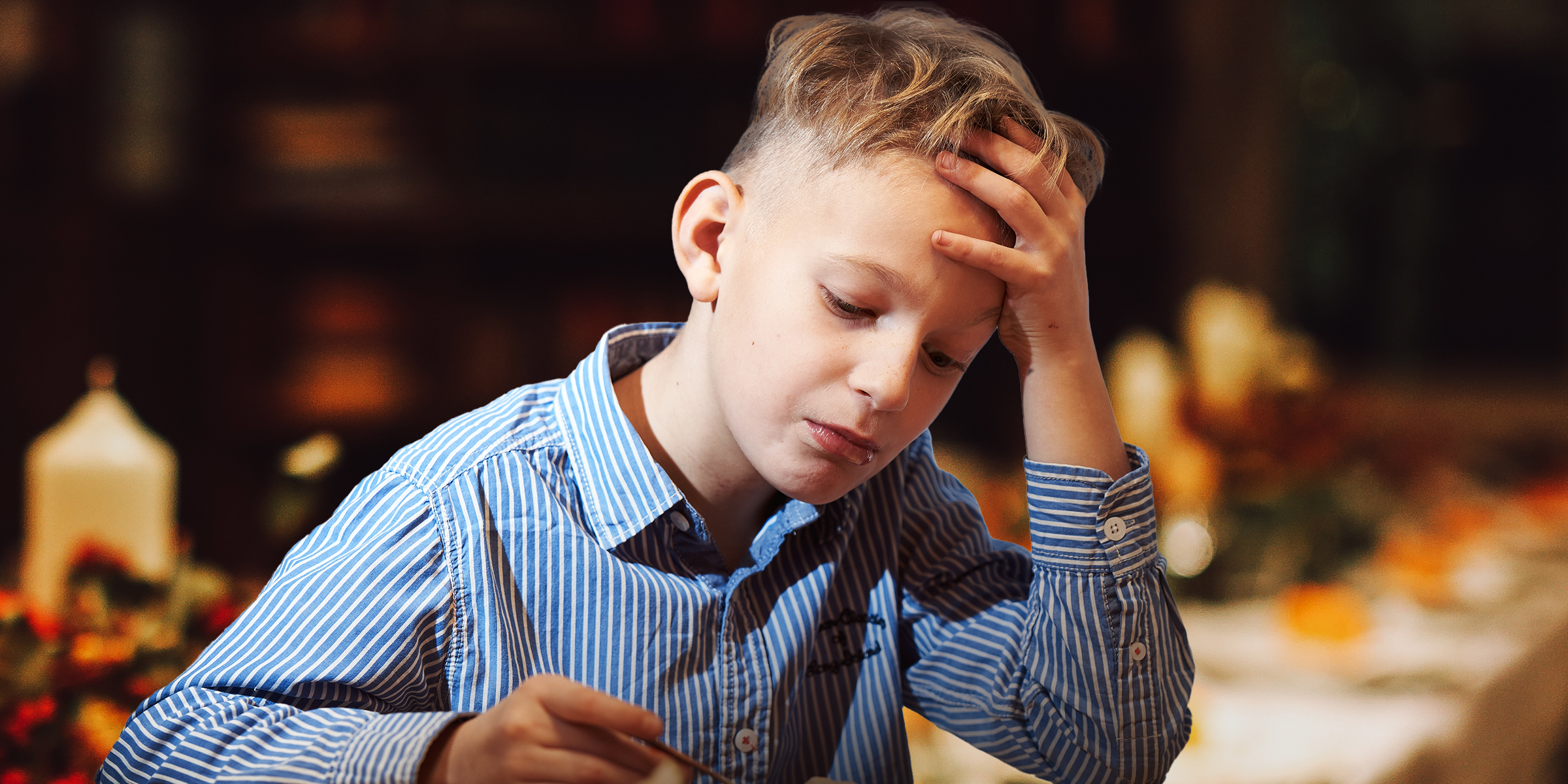 Un niño triste | Fuente: Shutterstock