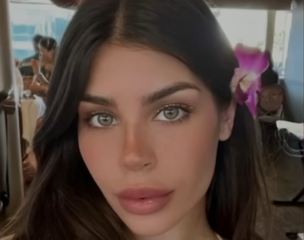 Carolina Flores Gómez, la ex reina de belleza presuntamente asesinada por su suegra en Polanco, Ciudad de México | Fuente: YouTube/MILENIO