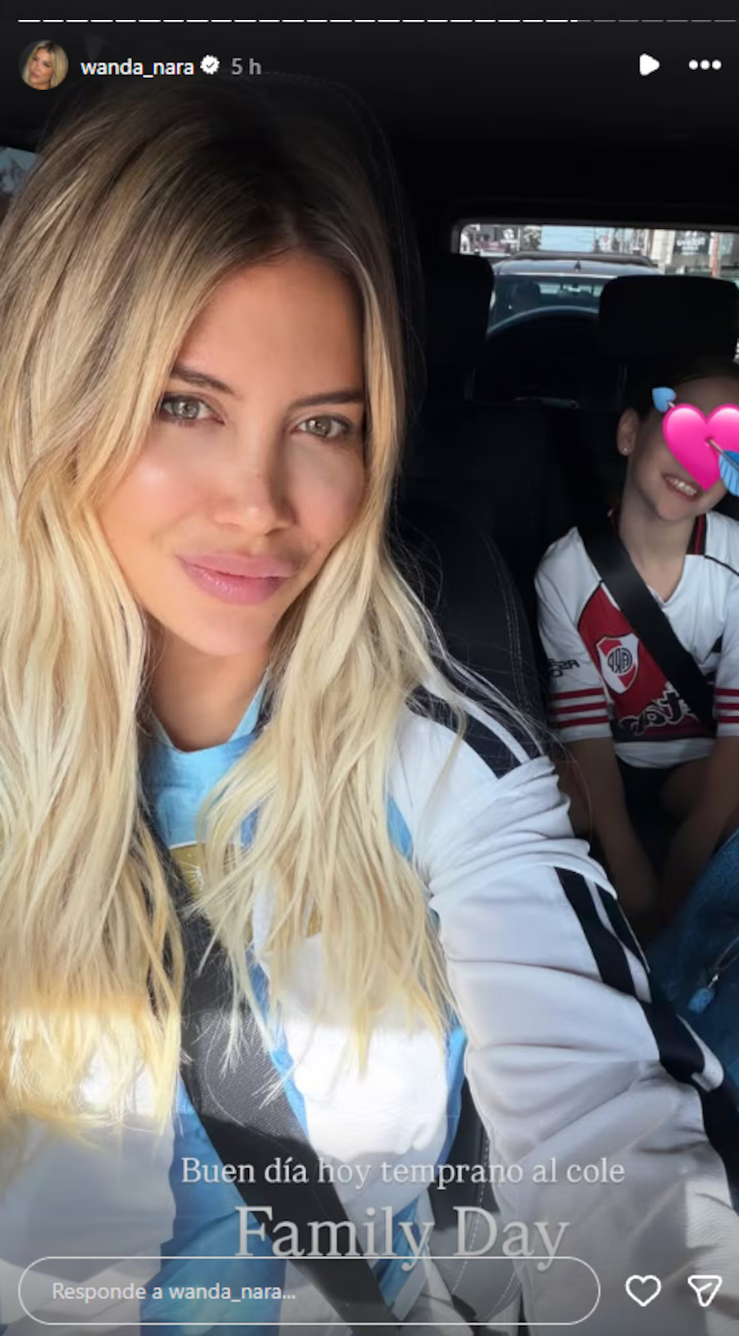 Wanda Nara compartió una fotografía desde su vehículo junto a su hija Isabella Icardi de camino al colegio | Fuente: Instagram/wanda_nara