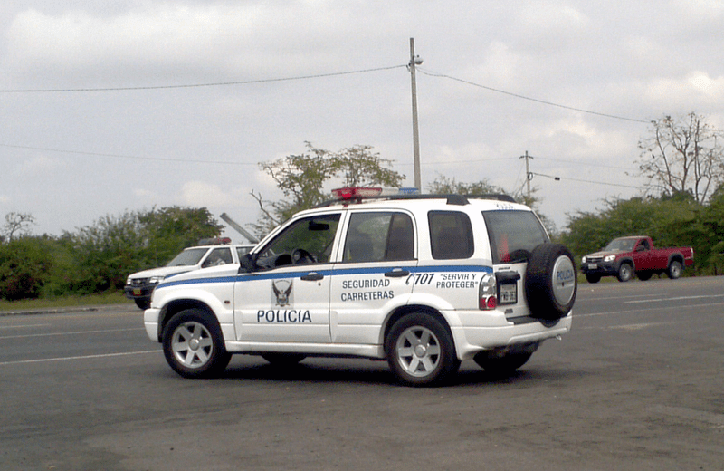 Patrulla de carreteras de la Policía de Ecuador. | Foto: Wikipedia