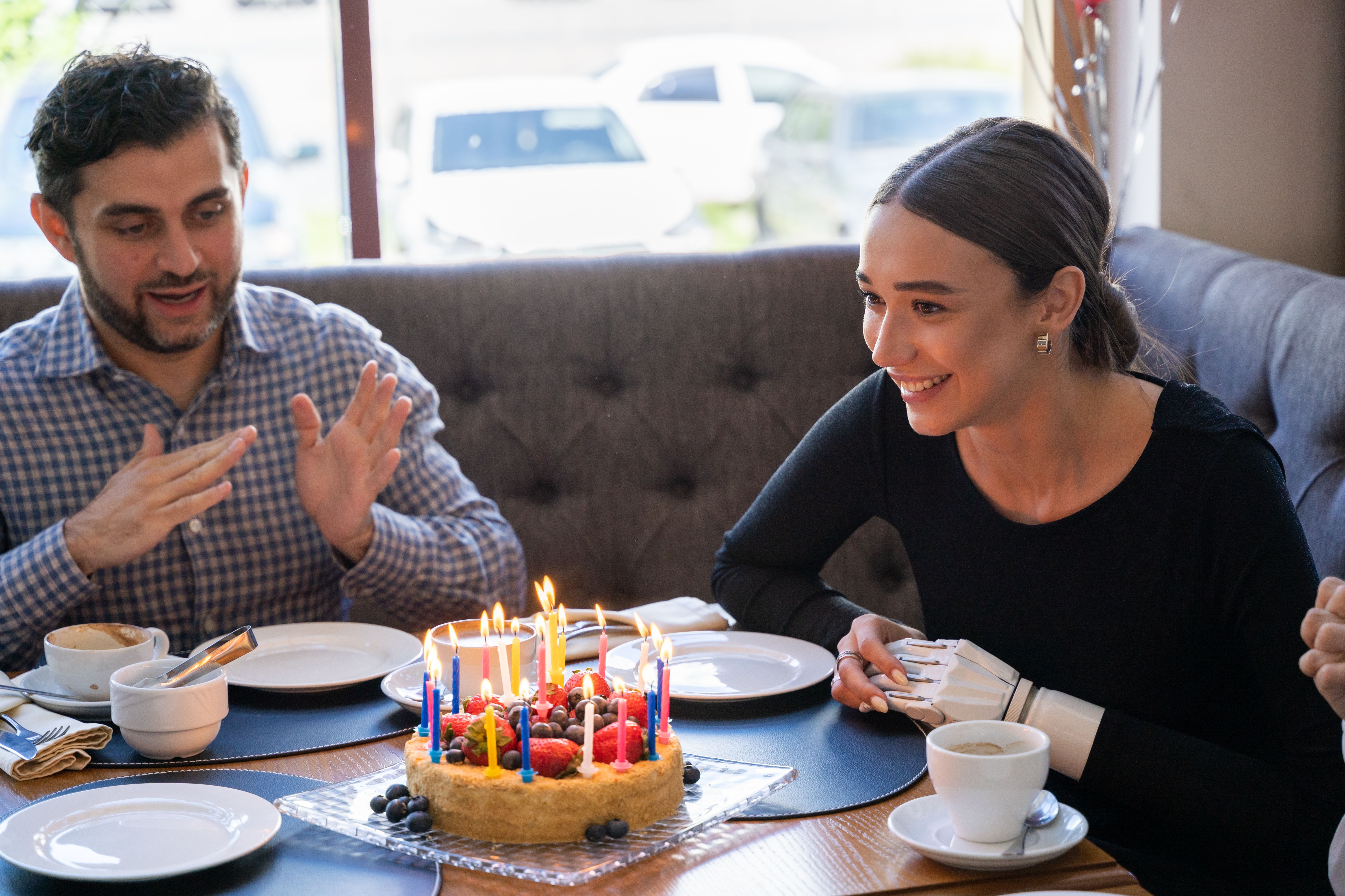 Felicidades por la fiesta de cumpleaños en casa | Fuente: Pexels