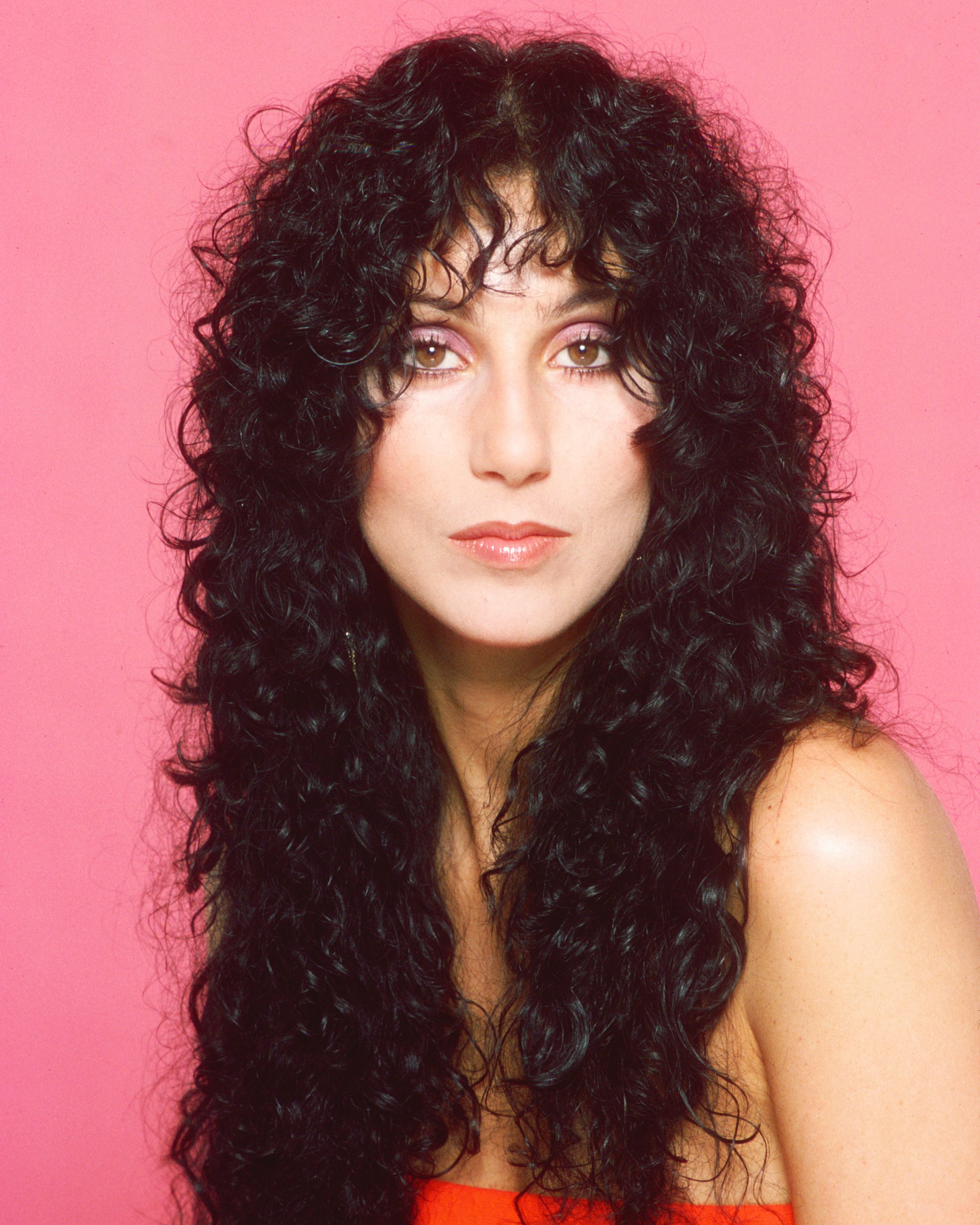 Cher posa para un retrato en julio de 1979 en Los Ángeles, California | Fuente: Getty Images