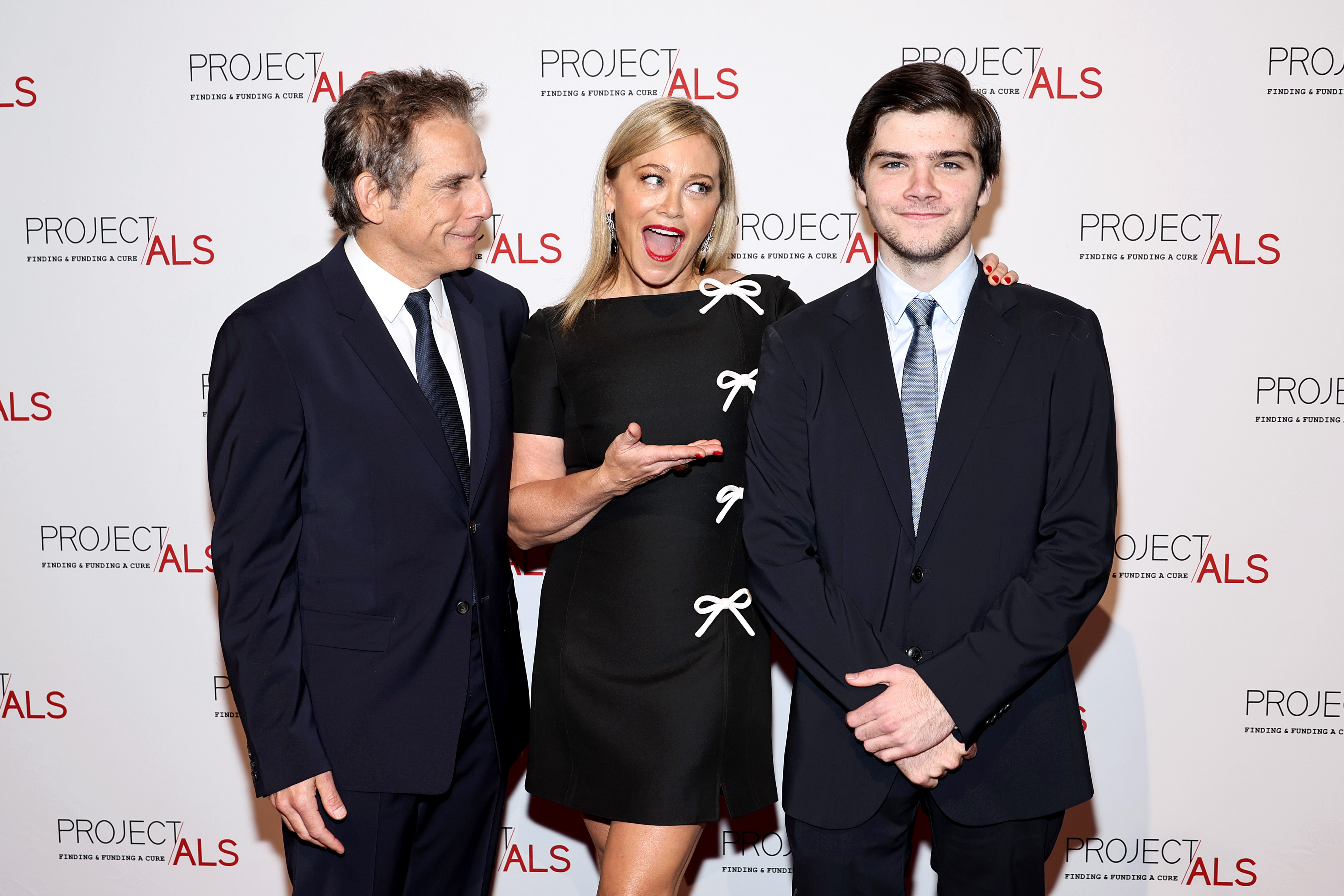 Ben Stiller, Christine Taylor y Quinlin Dempsey Stiller asisten a la Gala del 25º Aniversario del Proyecto ALS en el Jazz at Lincoln Center el 26 de octubre de 2023 en Nueva York | Fuente: Getty Images