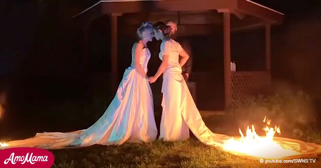 Dos novias acuden al altar y recitan sus votos cuando, de repente, sus vestidos comienzan a arder