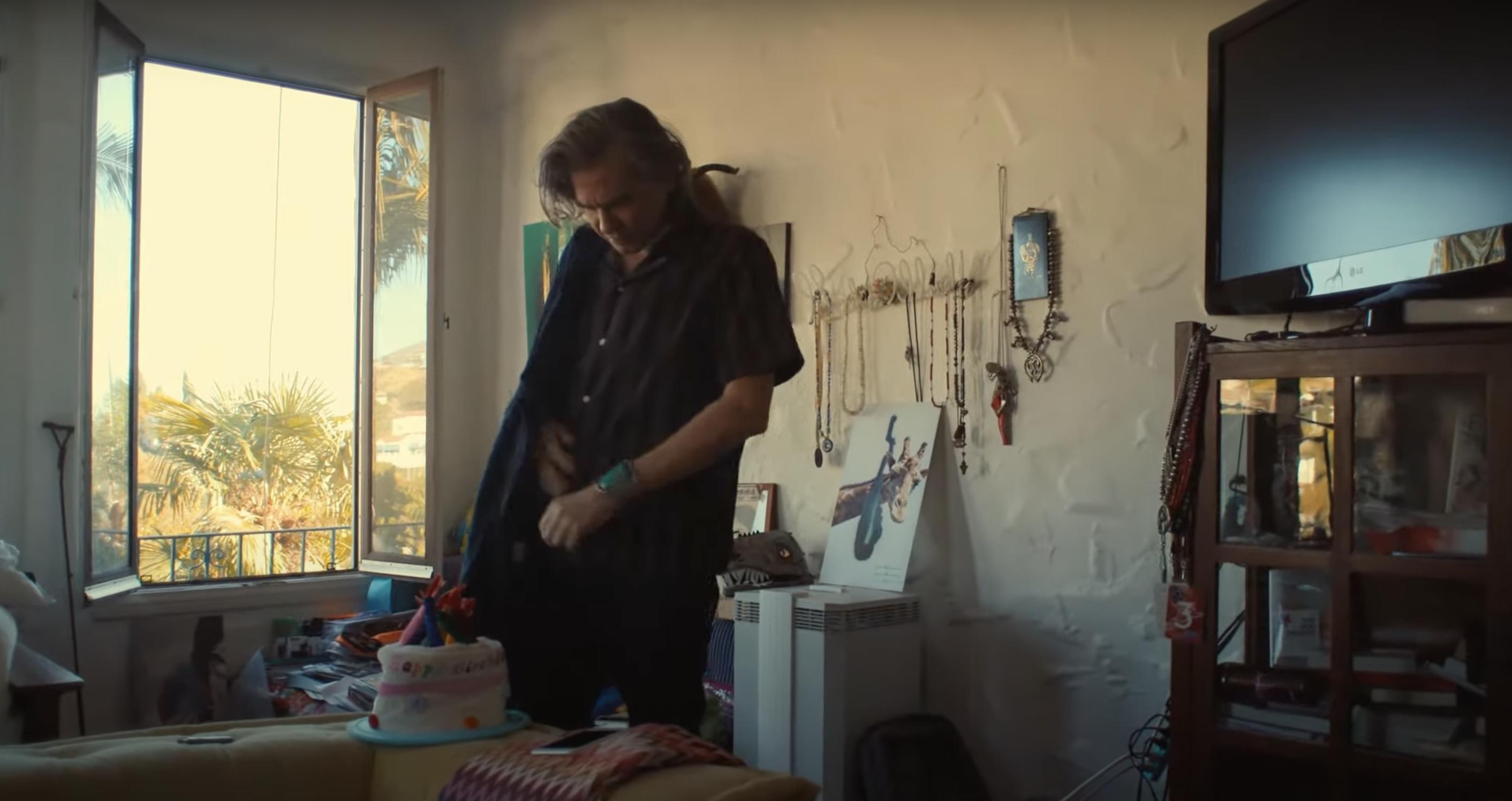 Interior de la casa de Val Kilmer en Pecos River Ranch, de un post fechado el 3 de agosto de 2021 | Fuente: Youtube/@IGNMovieTrailers