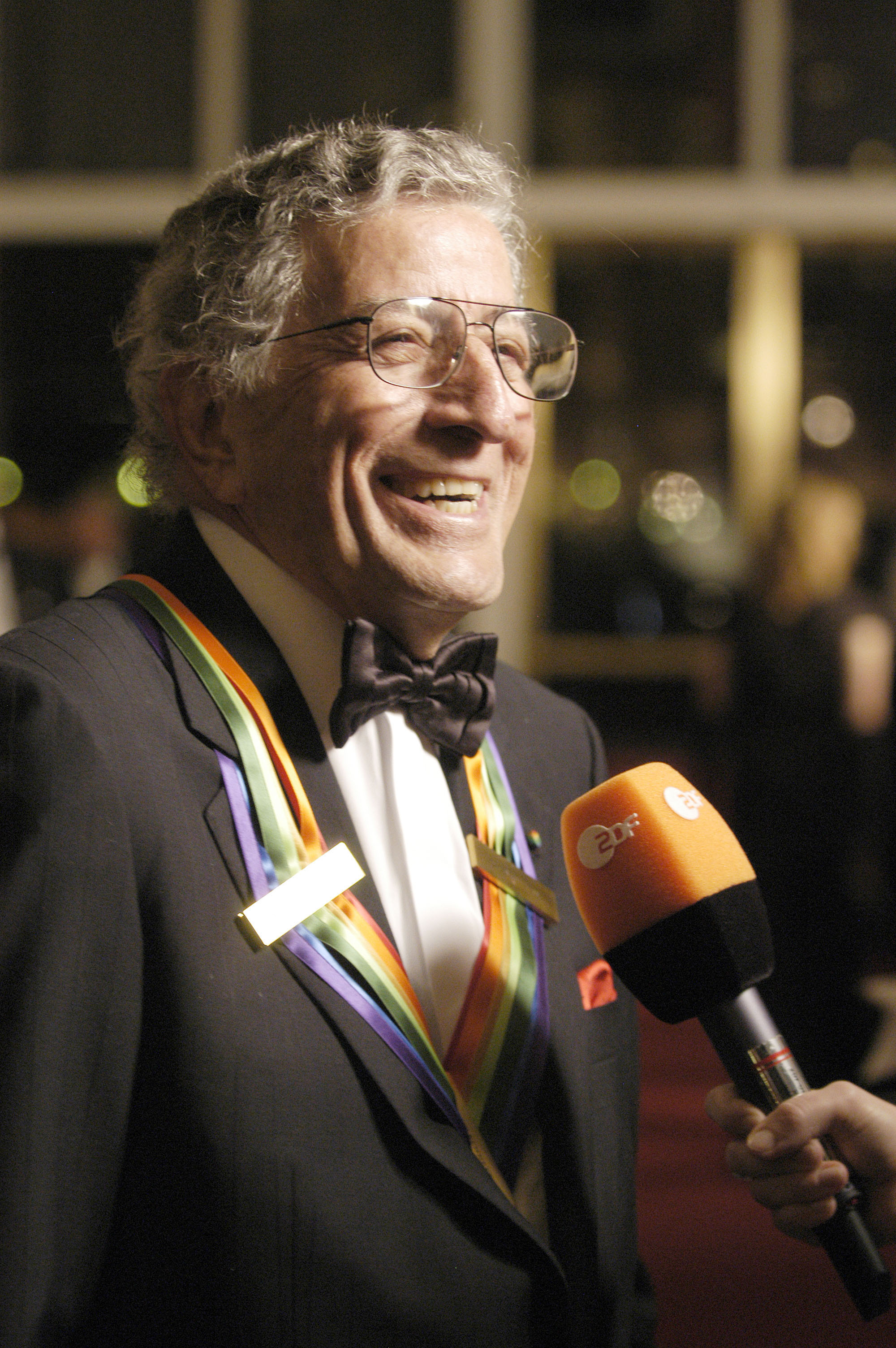 Tony Bennett, homenajeado durante los Kennedy Center Honors 2005, en el Kennedy Center Opera House el 4 de diciembre de 2005, en Washington D.C. | Fuente: Getty Images