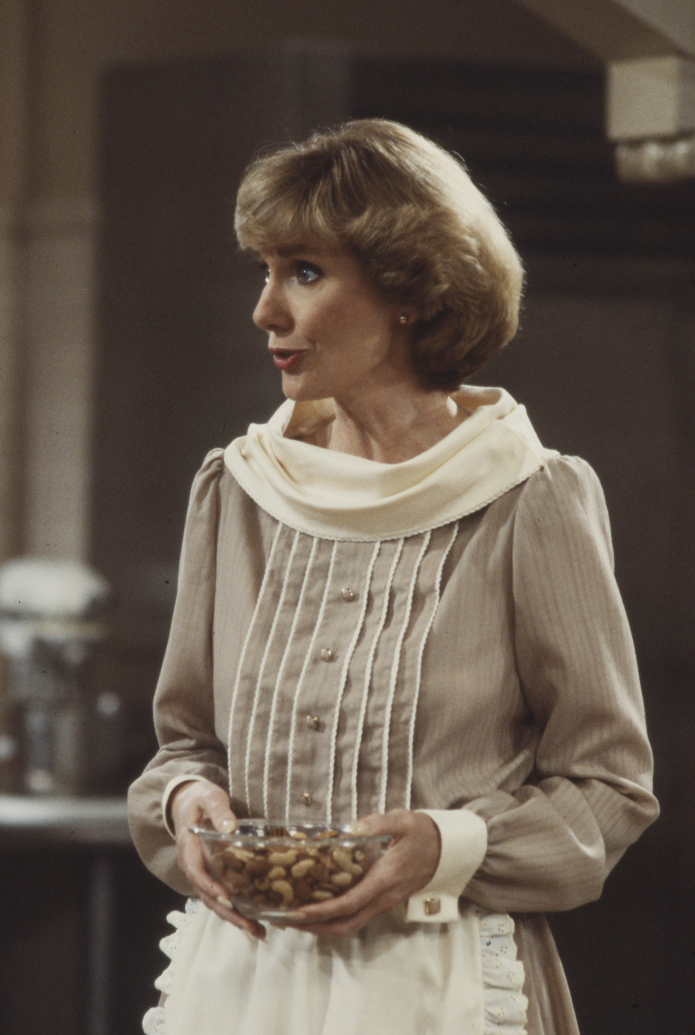 Inga Swenson como Gretchen Kraus en la serie de televisión de ABC "Benson", el 4 de mayo de 1984 en Los Ángeles, California. | Foto: Getty Images