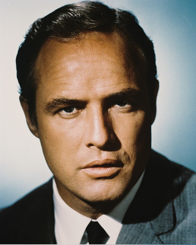 Marlon Brando en foto de estudio circa 1965. | Foto: Getty Images